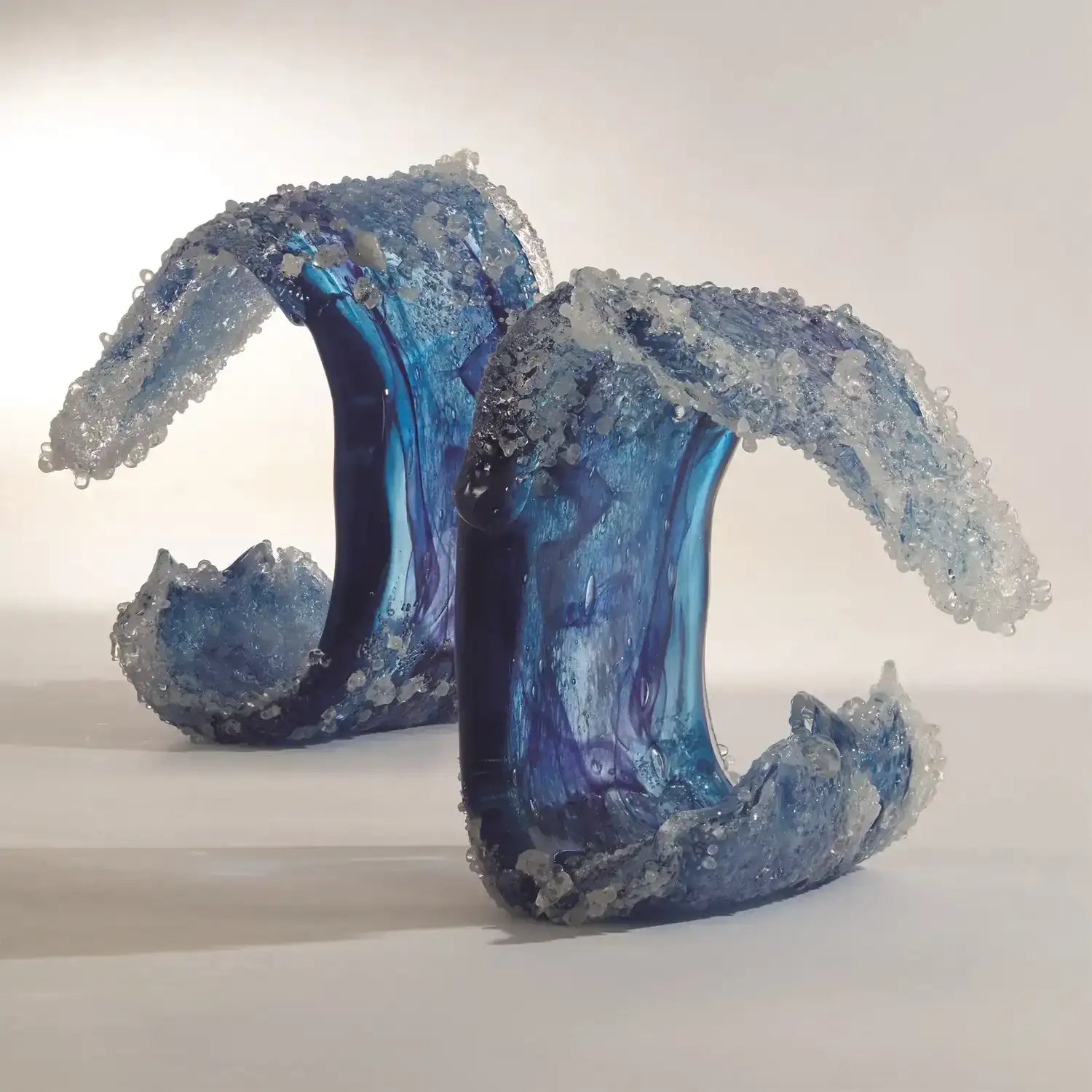 GLOBAL VIEWS TIDAL WAVE SCULPTURE - Decorative Accents