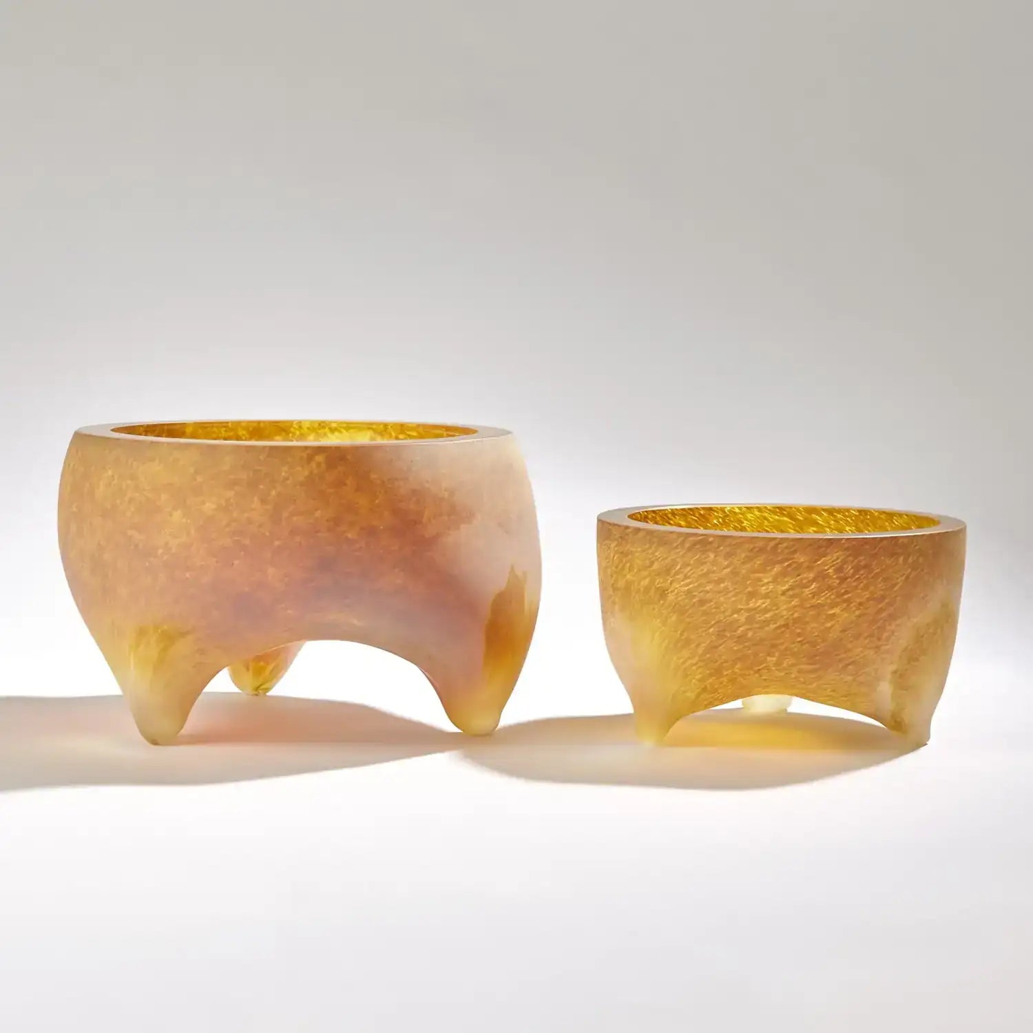 GLOBAL VIEWS FREEFORM TRIPOD BOWL - Art