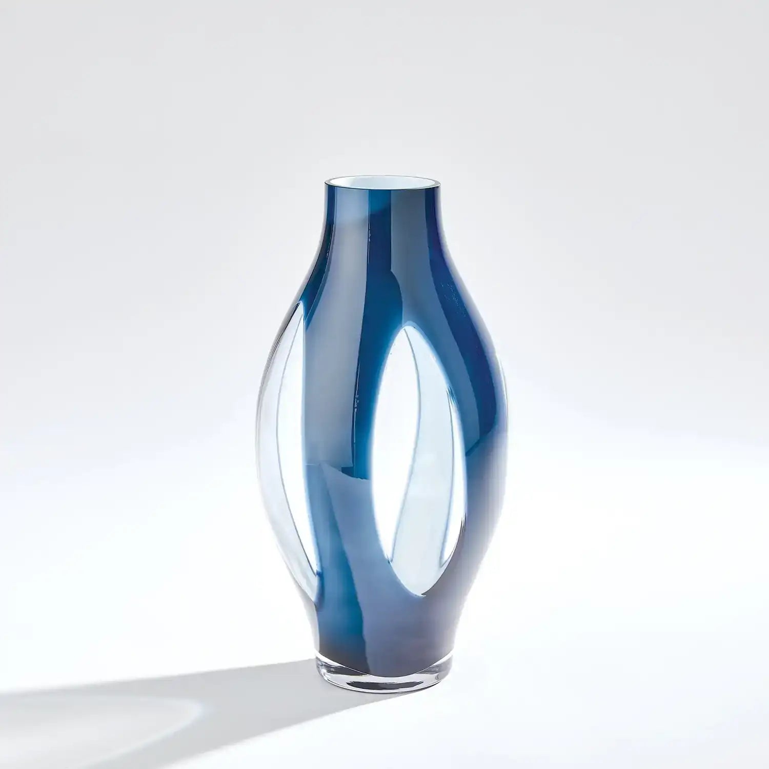 GLOBAL VIEWS FLY THROUGH VASE - Art