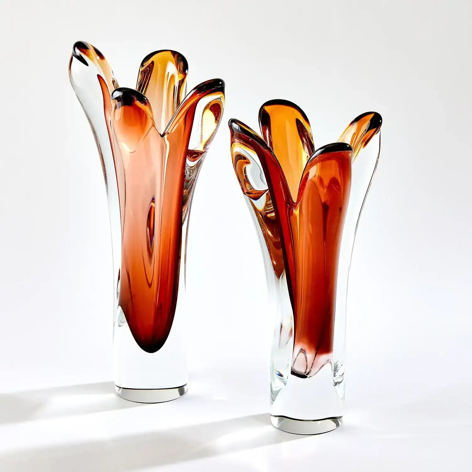 GLOBAL VIEWS IRIS VASE - Art