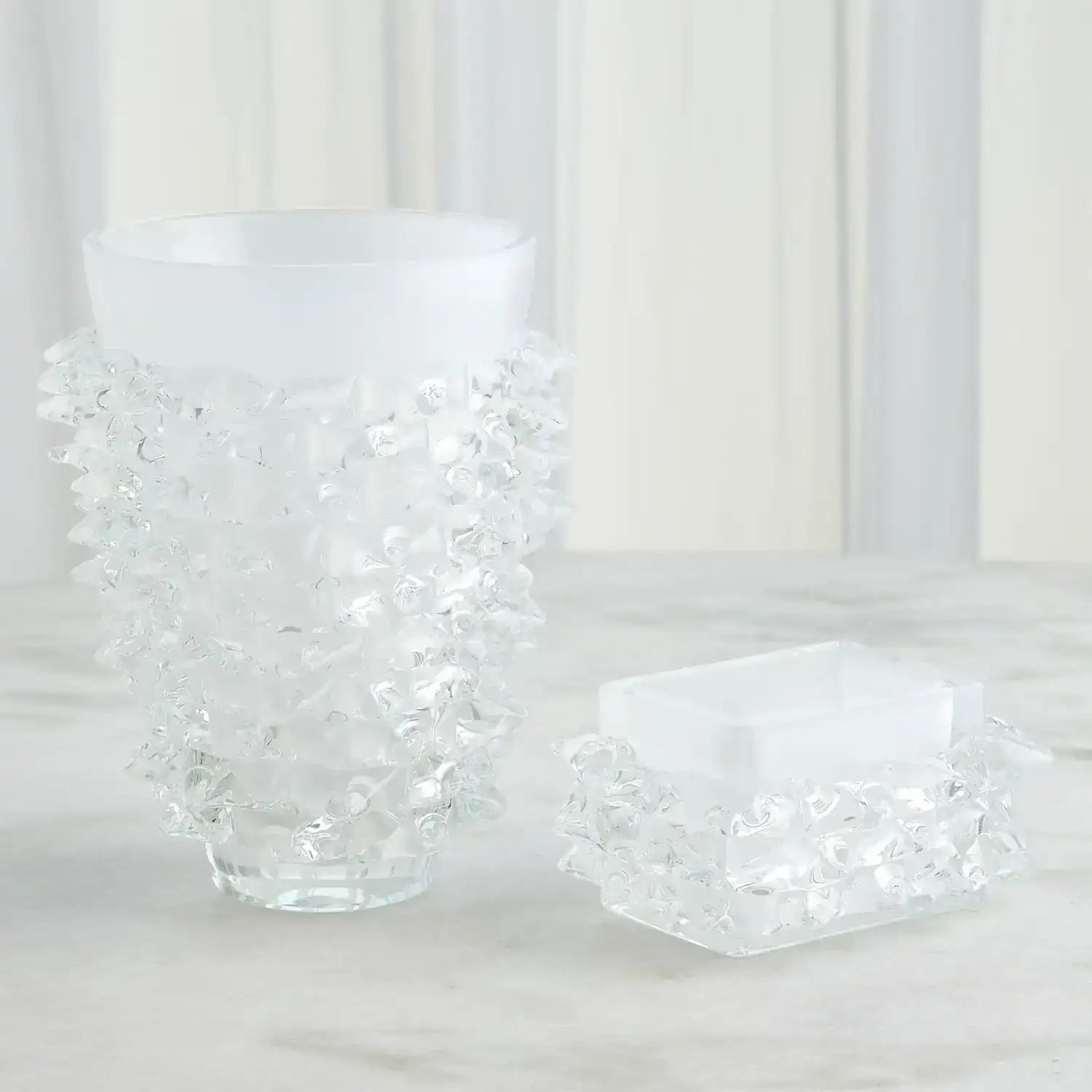 GLOBAL VIEWS PORCUPINE VASE - Art