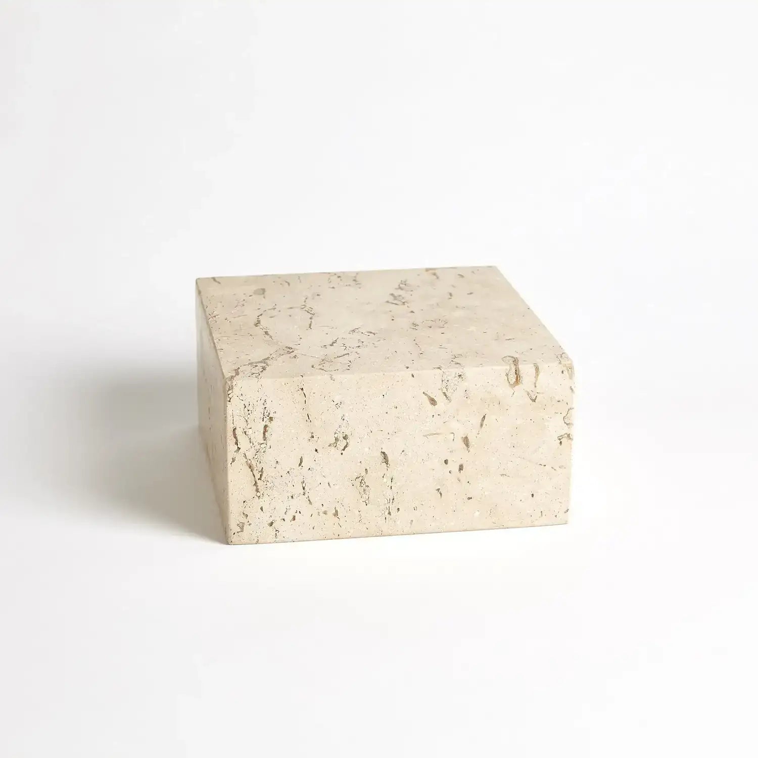 GLOBAL VIEWS TRAVERTINE CUBE RISER - Decorative Accents