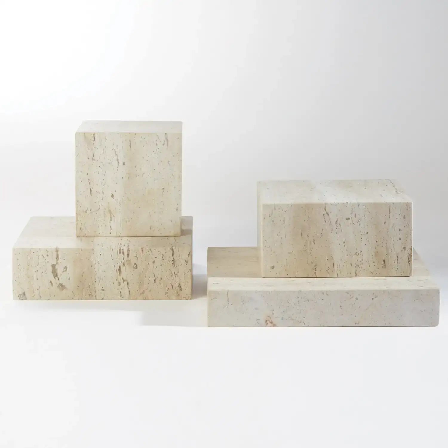 GLOBAL VIEWS TRAVERTINE CUBE RISER - Decorative Accents