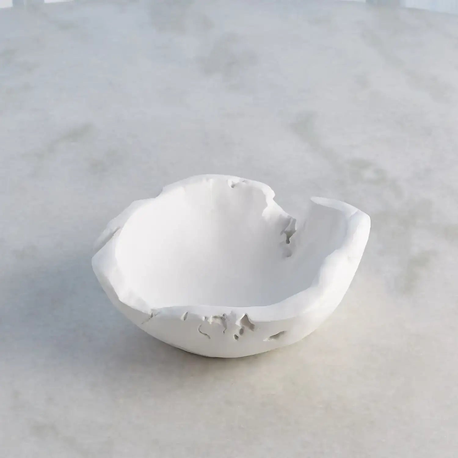 GLOBAL VIEWS FAUX TIMBER BOWL - Decorative Accents