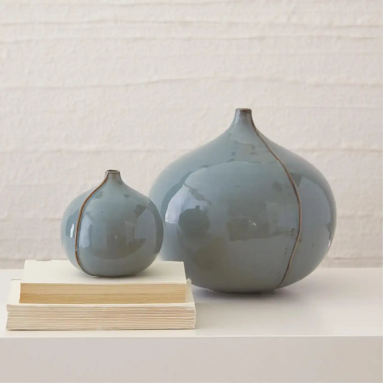 GLOBAL VIEWS MILO VASE - Decorative Accents