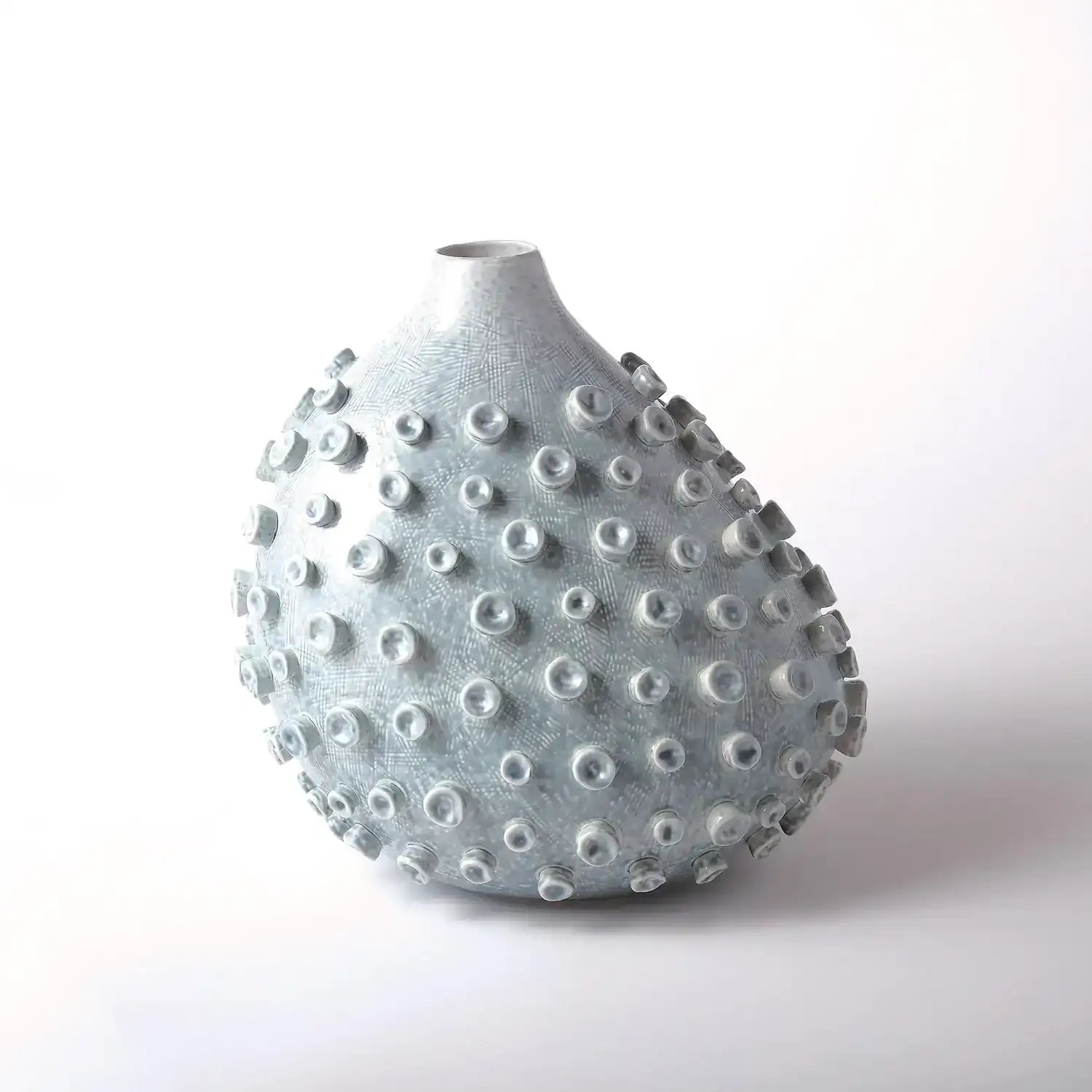 GLOBAL VIEWS SEA CORAL VASE - Decorative Accents