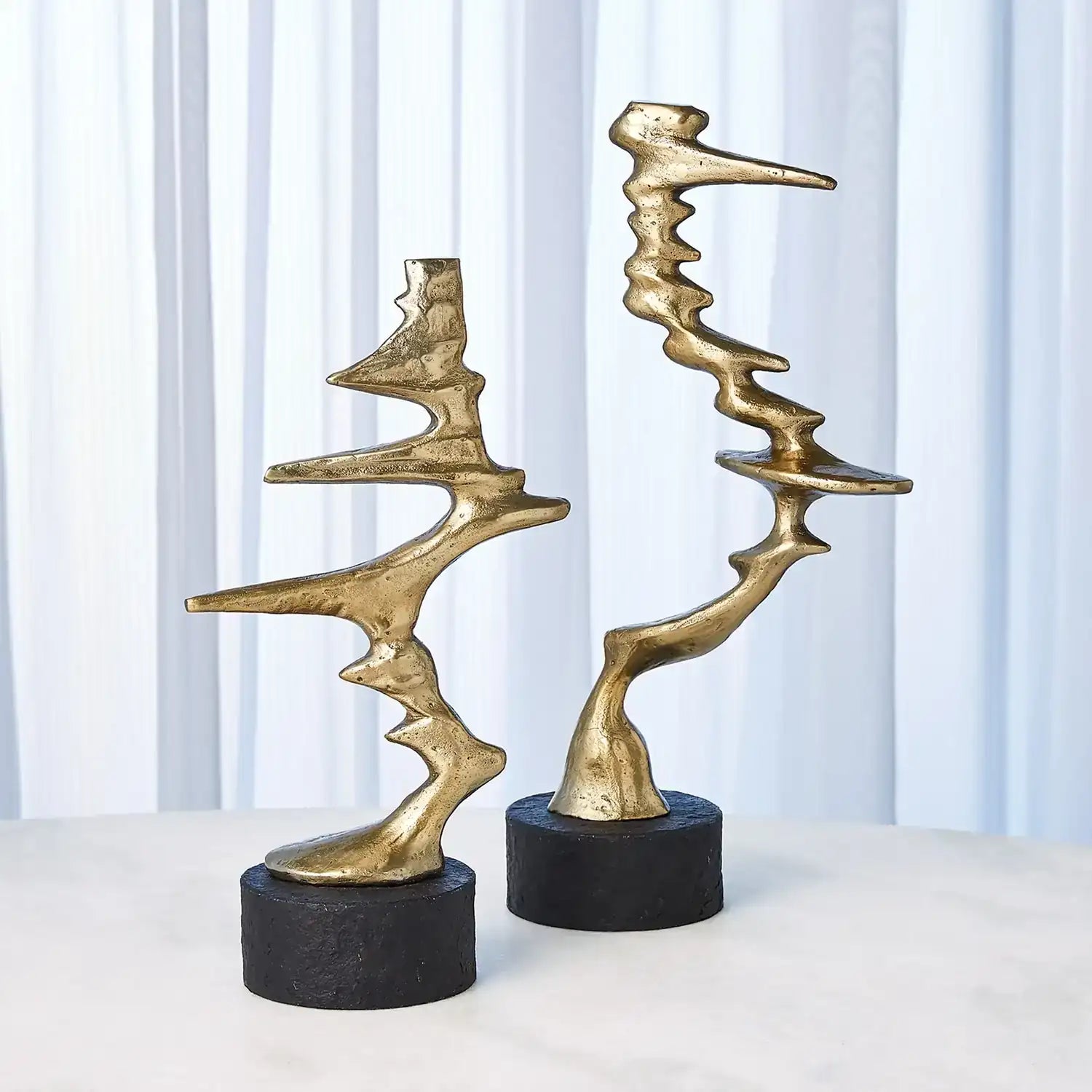 GLOBAL VIEWS WIND BLOWN SCULPTURE - Decorative Accents