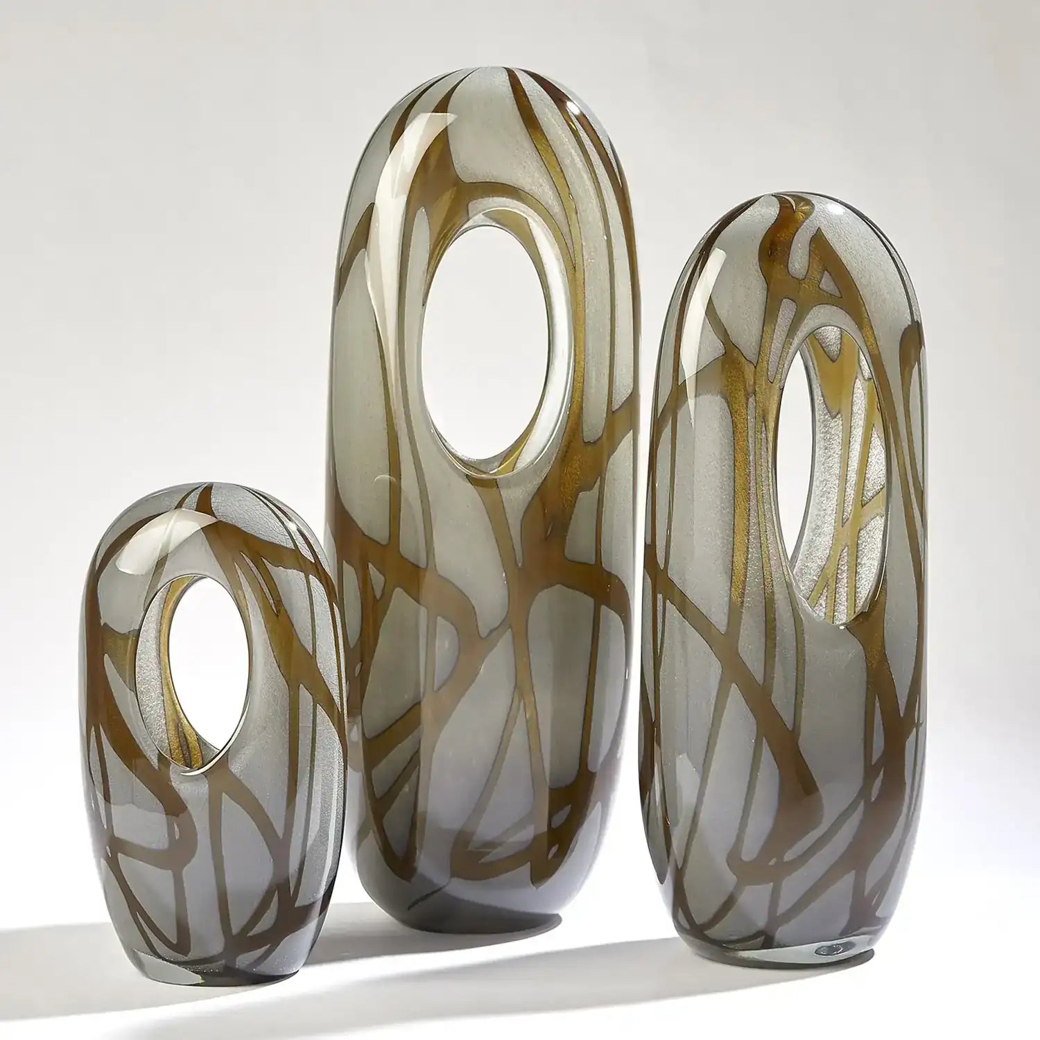 GLOBAL VIEWS SWIRL VASE - Art