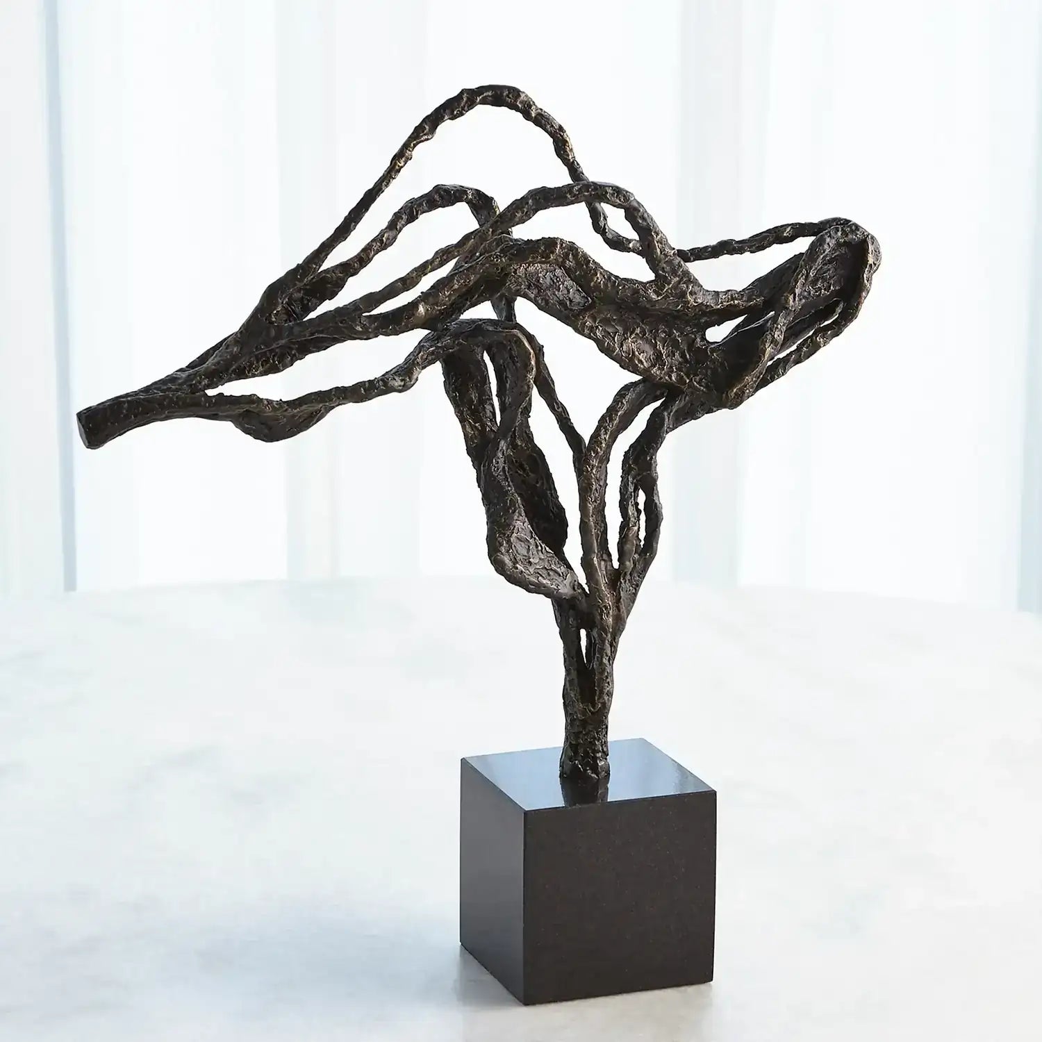 GLOBAL VIEWS TANGLED SCULPTURE - Decorative Accents