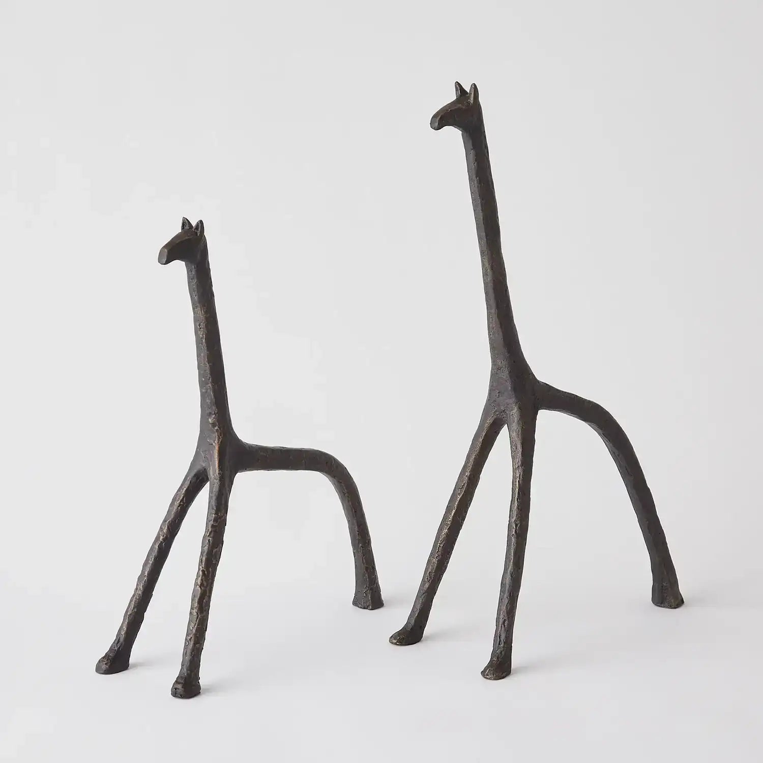 GLOBAL VIEWS IRON GIRAFFE - Decorative Accents