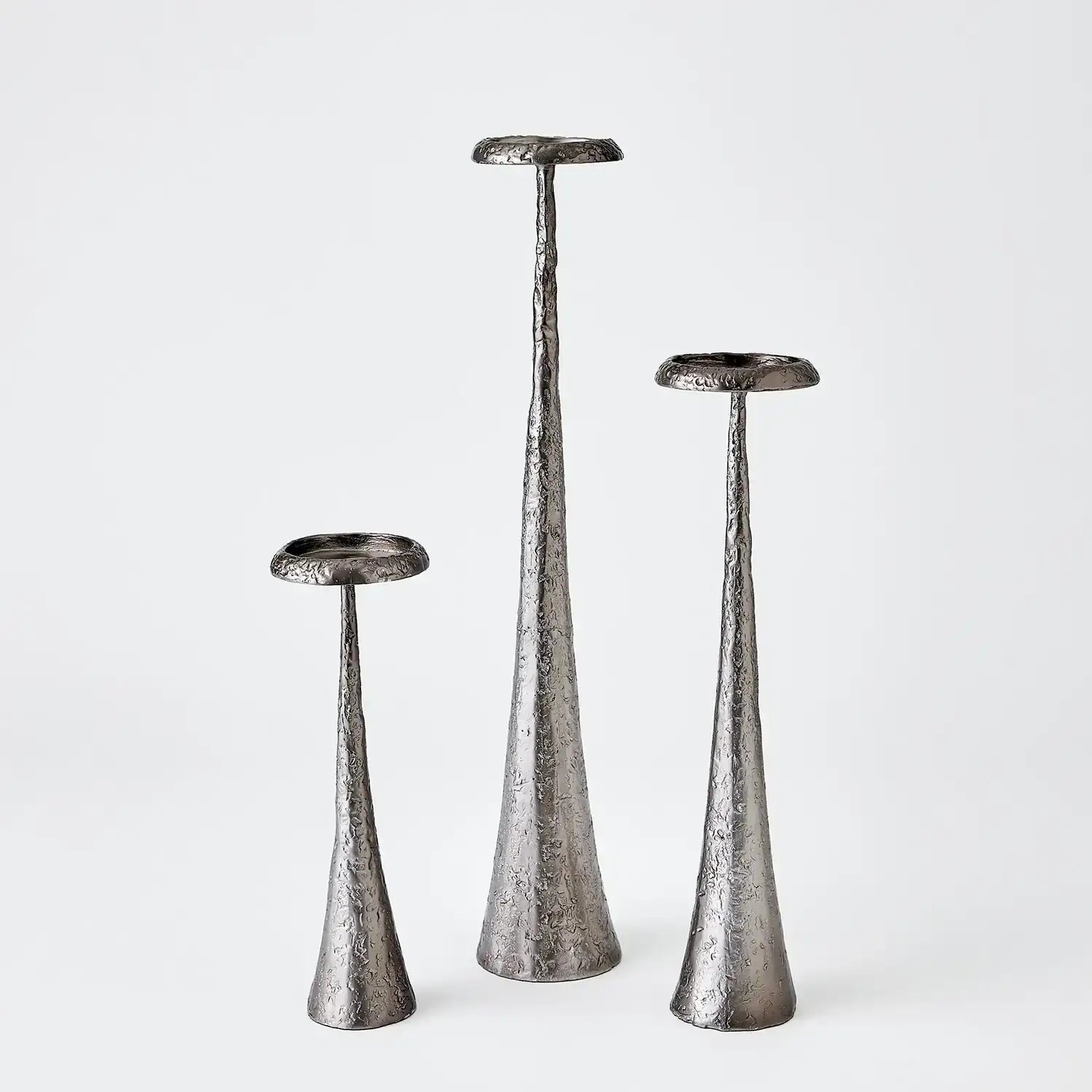 GLOBAL VIEWS BEACON CANDLE HOLDER - Decorative Accents