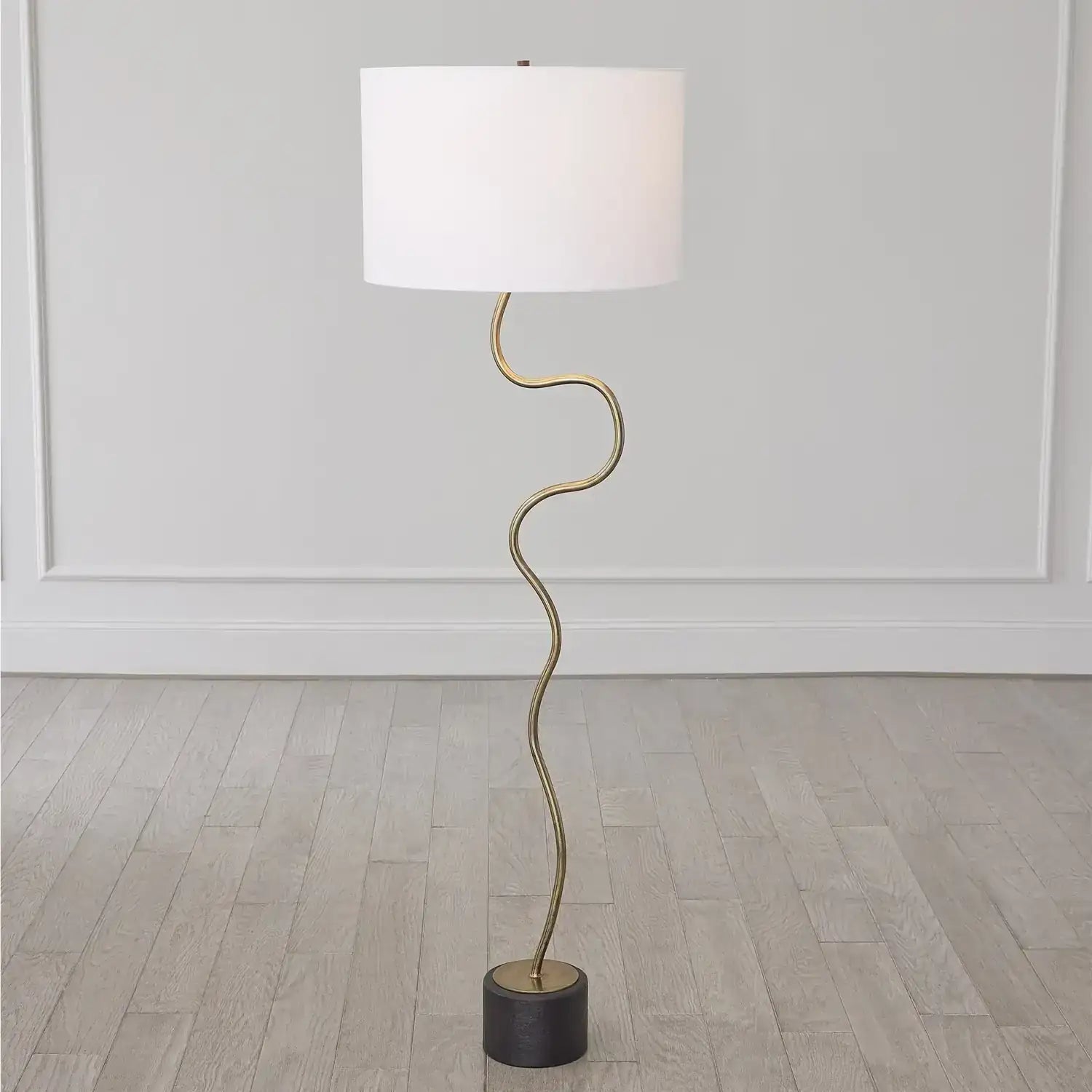 GLOBAL VIEWS, LOOP FLOOR LAMP, FLOOR LAMP