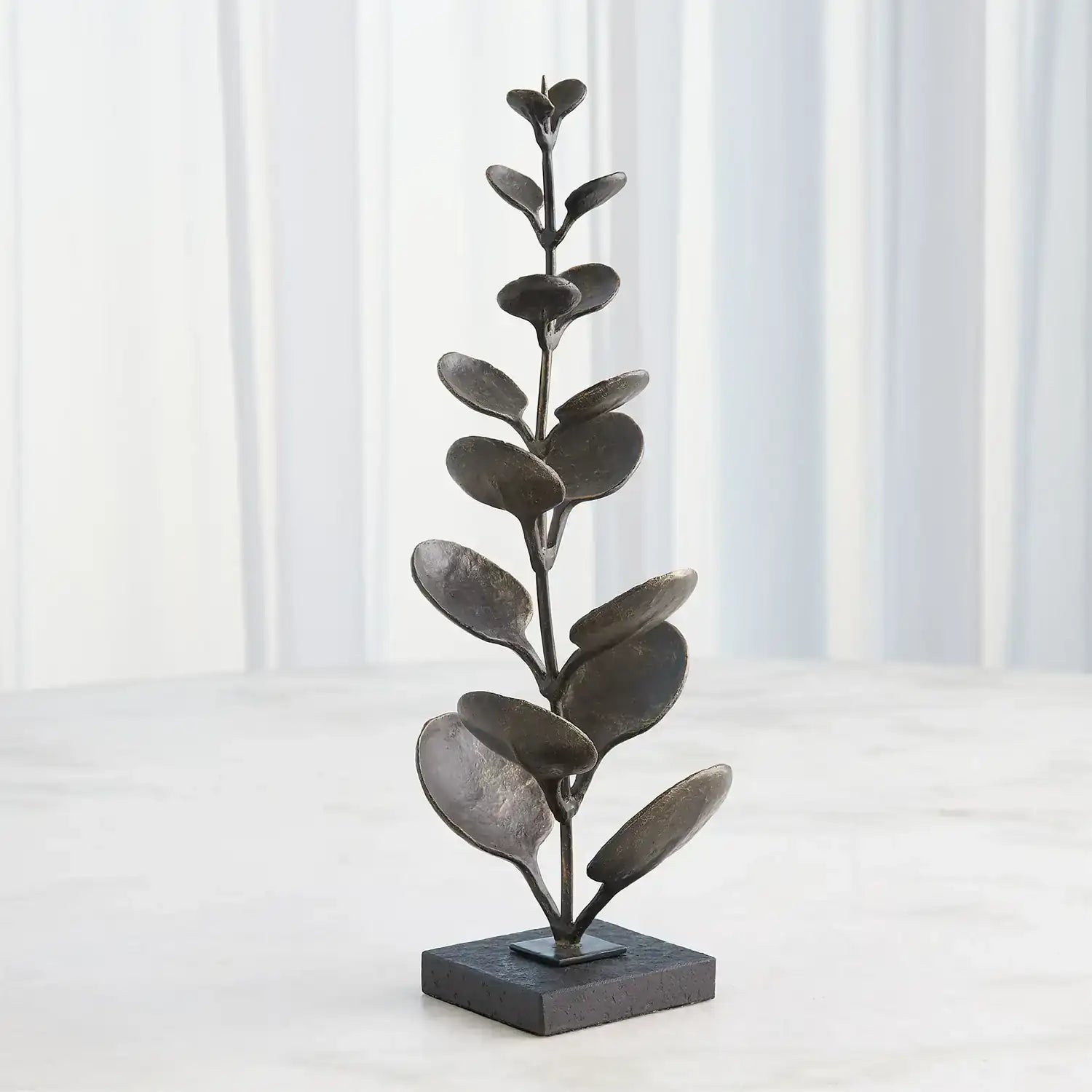 GLOBAL VIEWS LIANA SCULPTURE - Decorative Accents