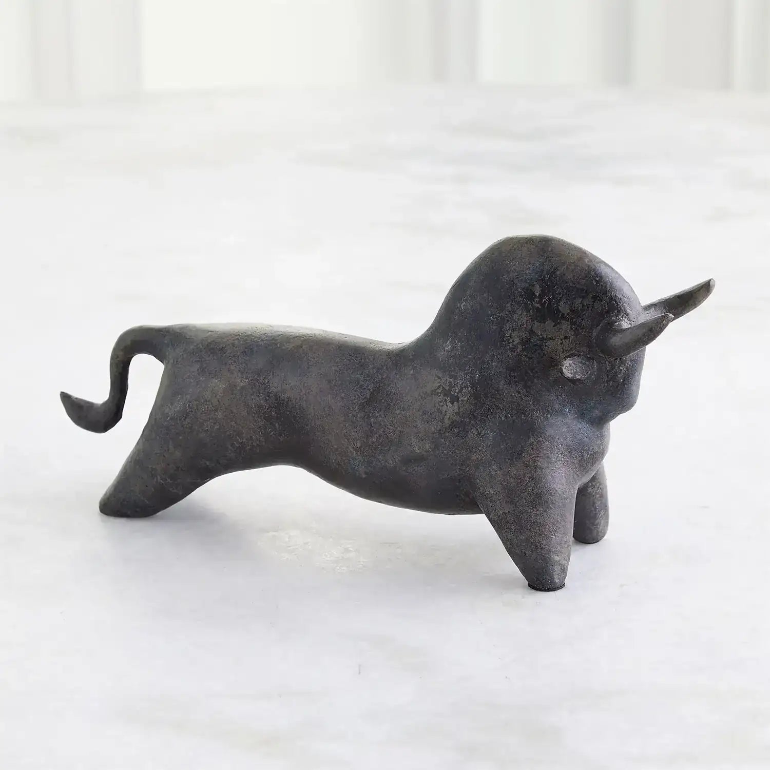 GLOBAL VIEWS SAMPSON BULL SCULPTURE - Decorative Accents