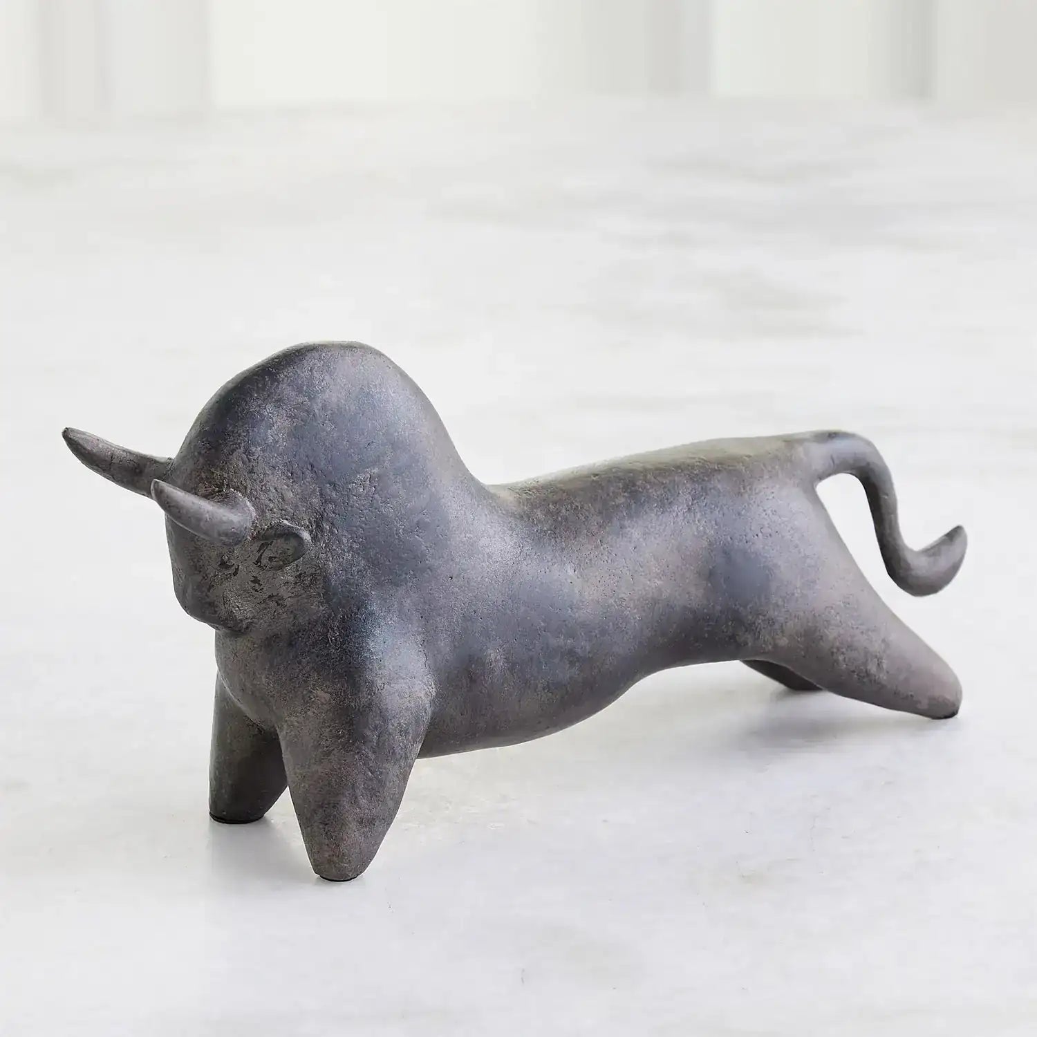 GLOBAL VIEWS SAMPSON BULL SCULPTURE - Decorative Accents