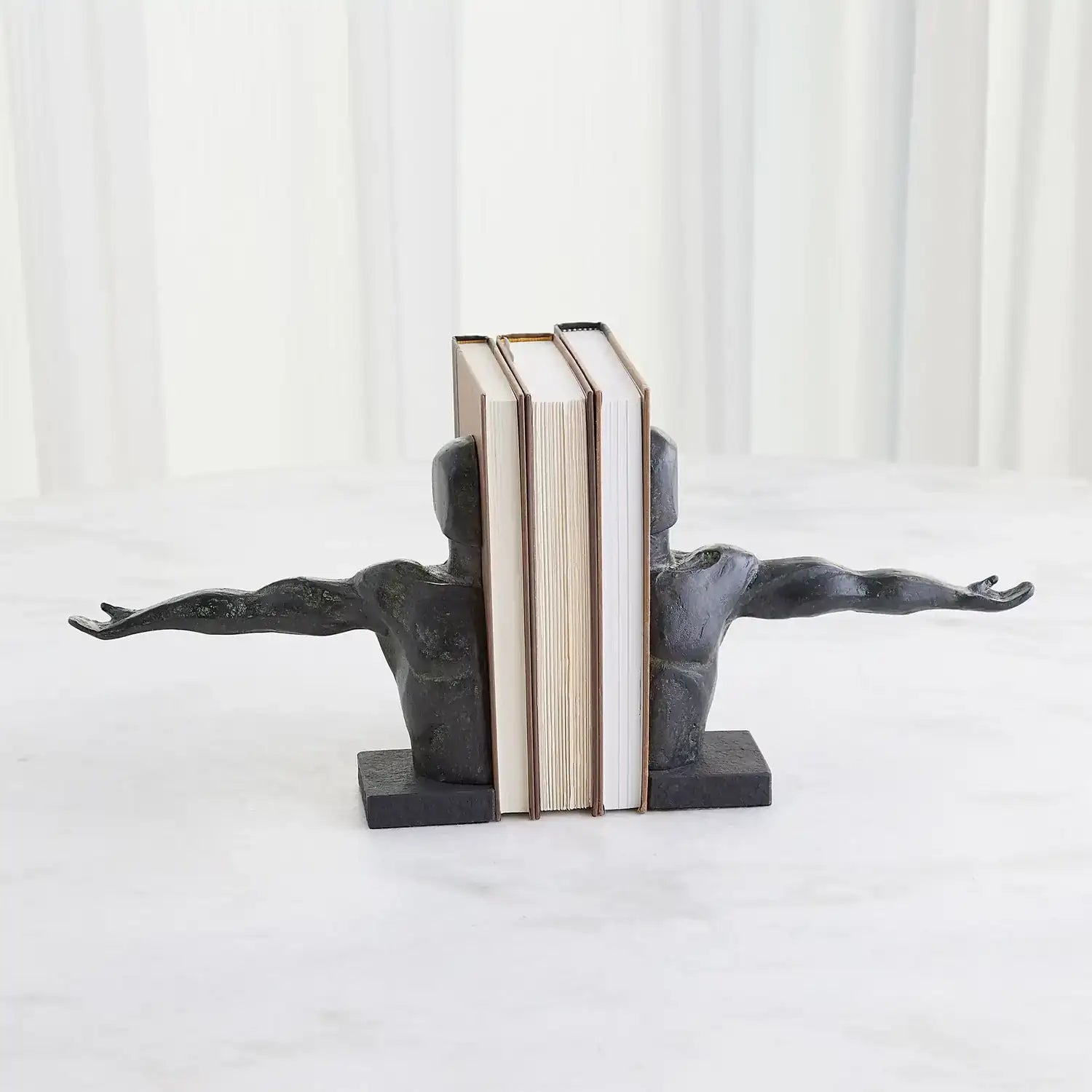 GLOBAL VIEWS REACH BOOKENDS - Decorative Accents