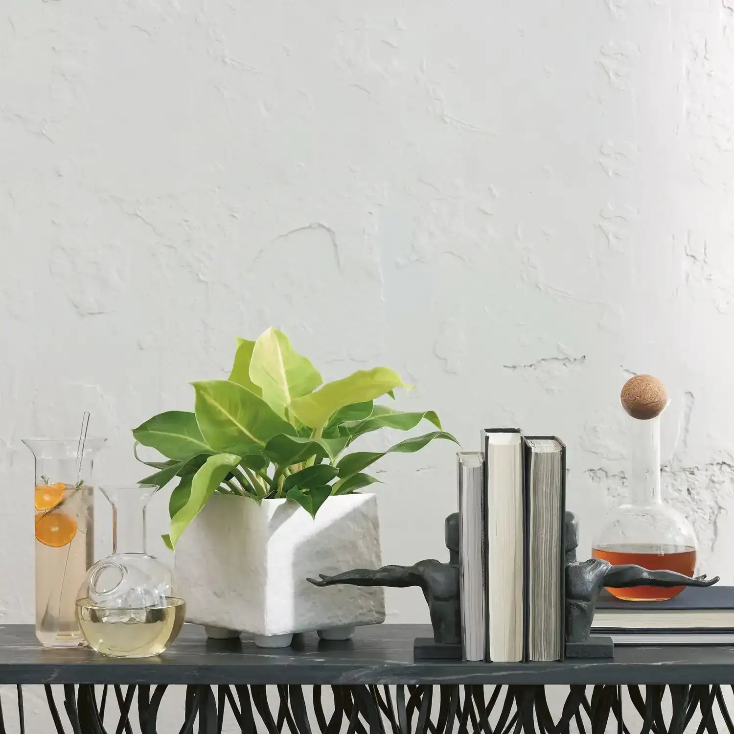 GLOBAL VIEWS REACH BOOKENDS - Decorative Accents