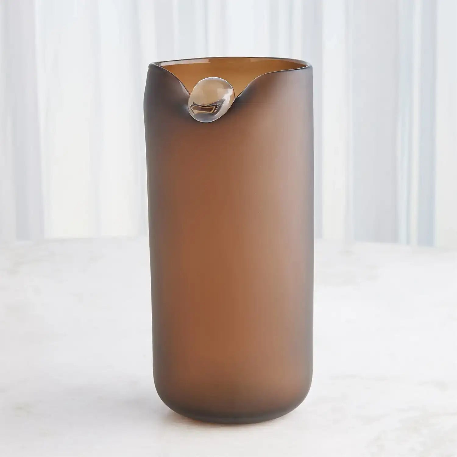 GLOBAL VIEWS POISE VASE - Decorative Accents
