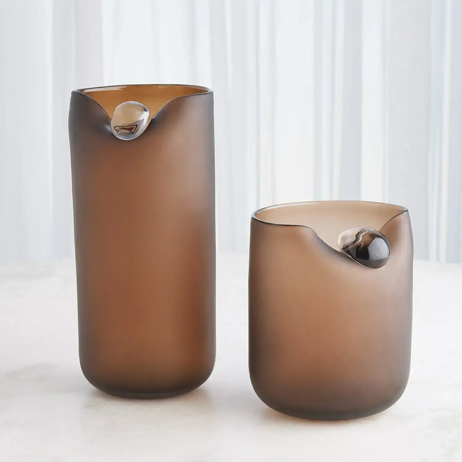 GLOBAL VIEWS POISE VASE - Decorative Accents