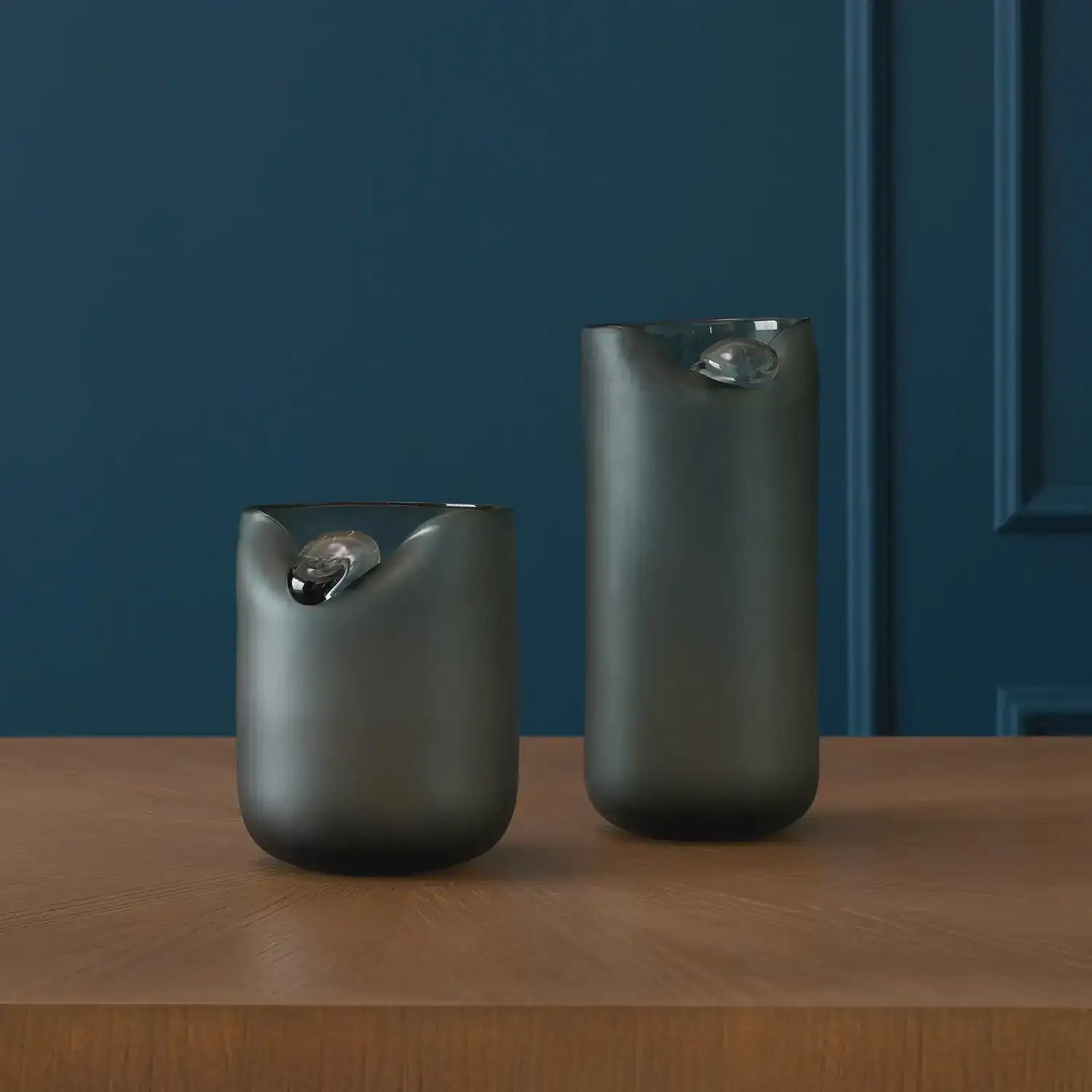 GLOBAL VIEWS POISE VASE - Decorative Accents