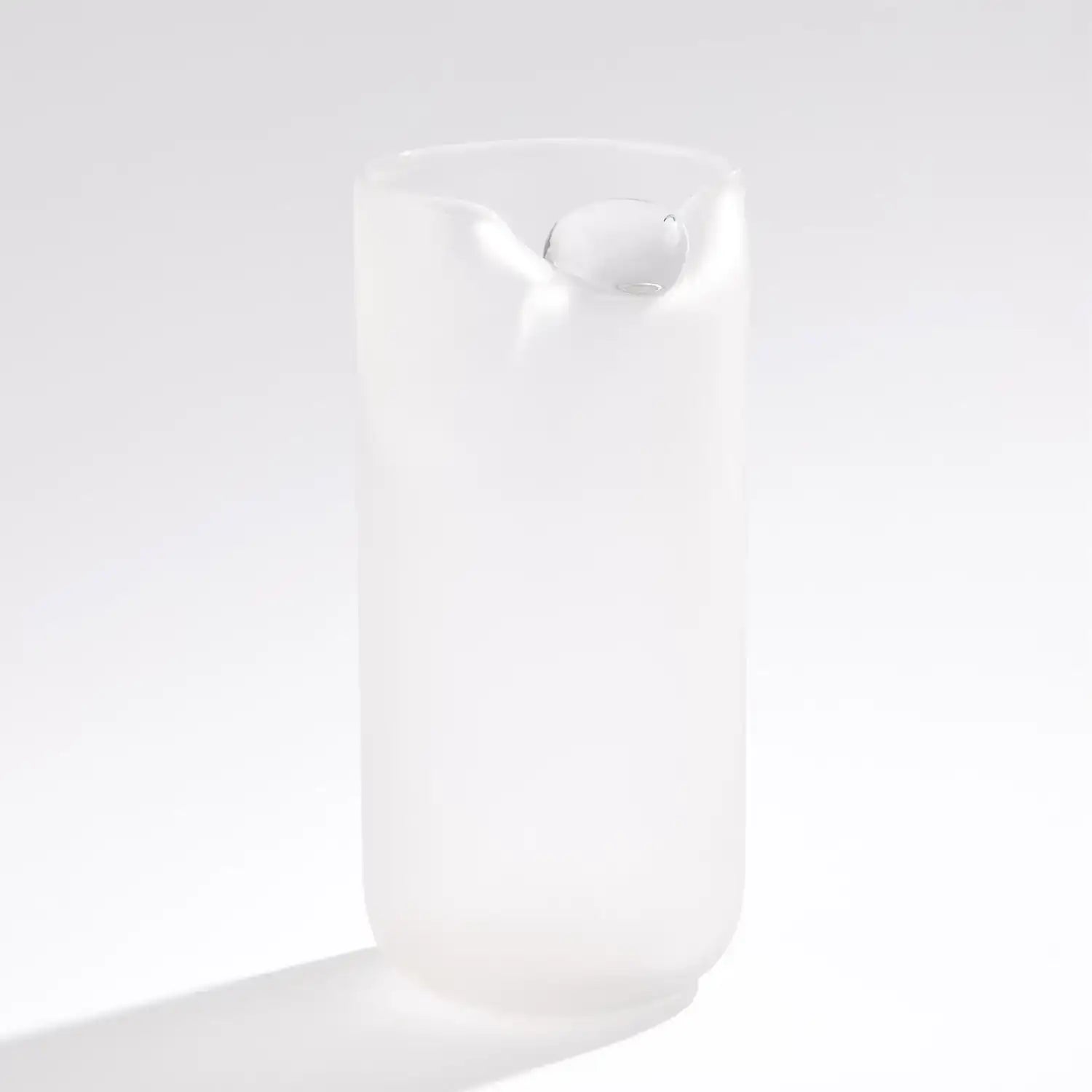 GLOBAL VIEWS POISE VASE - Decorative Accents