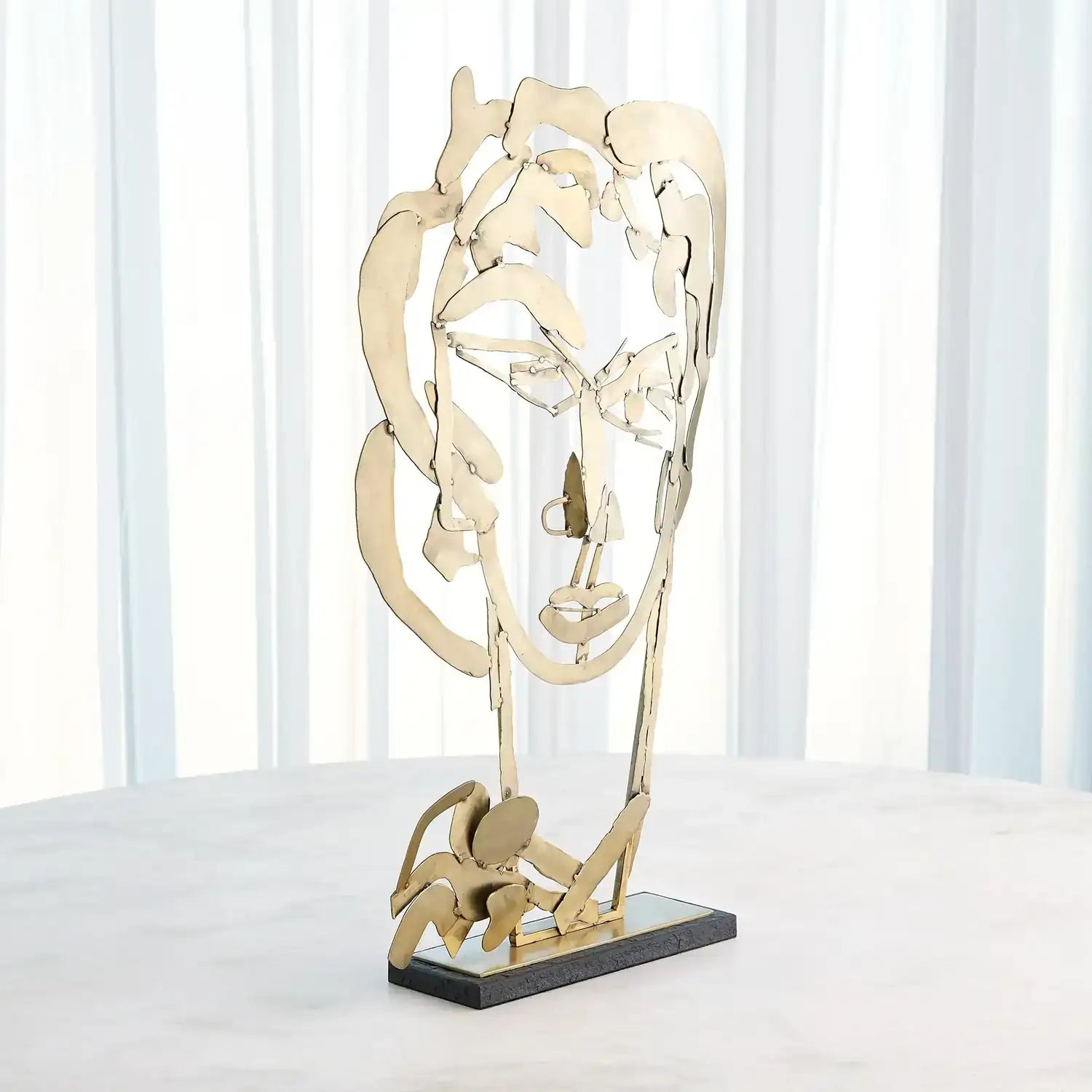 GLOBAL VIEWS HERO SCULPTURE - Decorative Accents