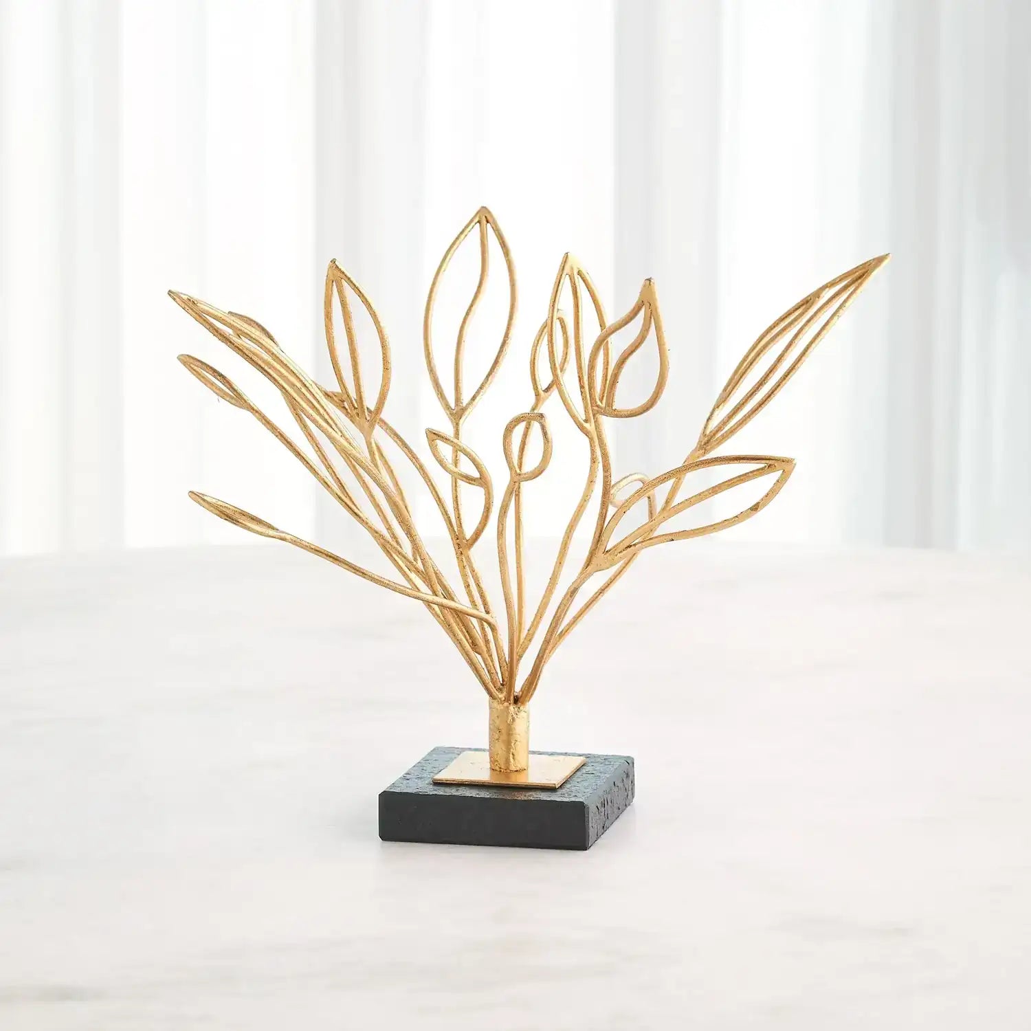GLOBAL VIEWS WINDSWEPT SCULPTURE - Decorative Accents