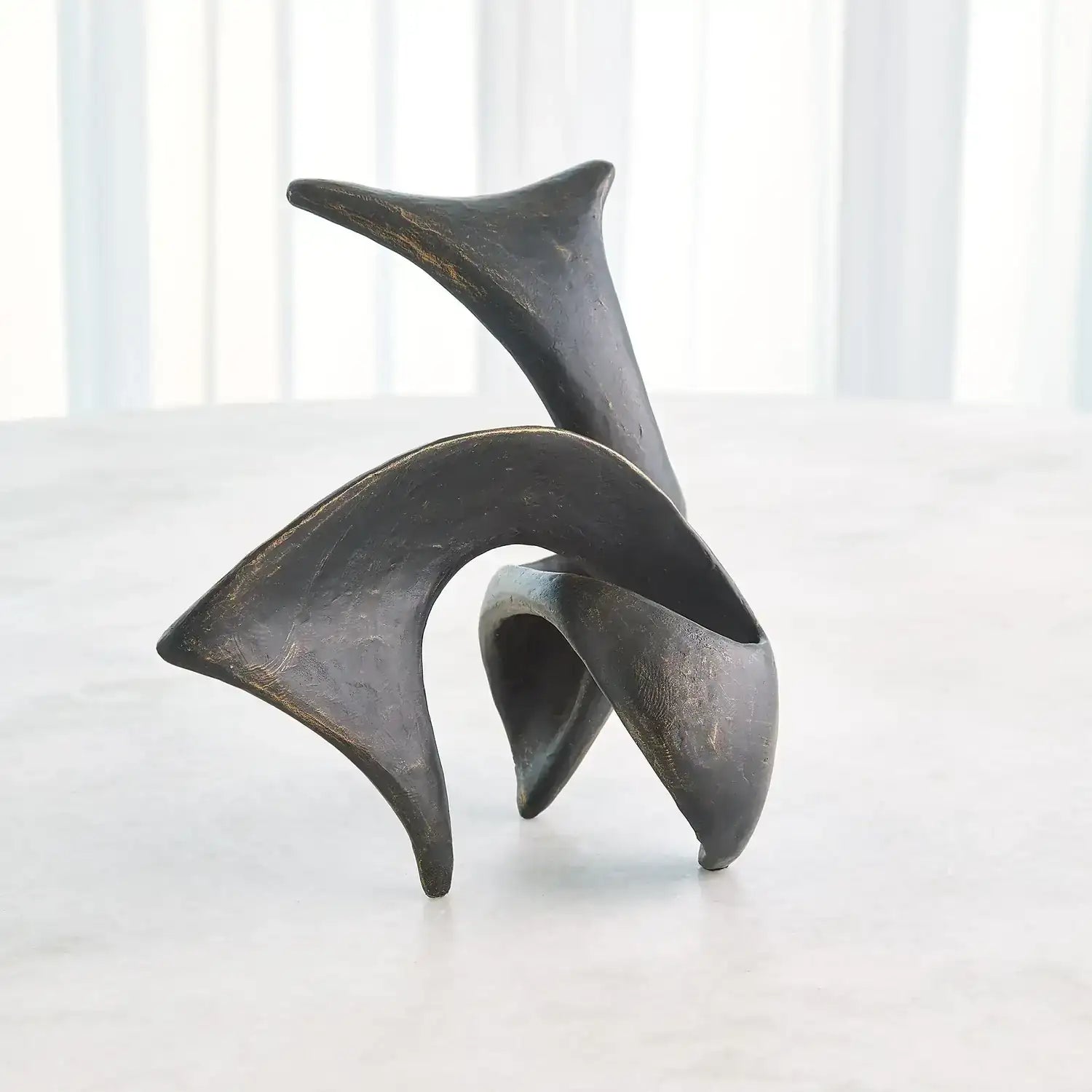 GLOBAL VIEWS STROMBUS SCULPTURE - Decorative Accents