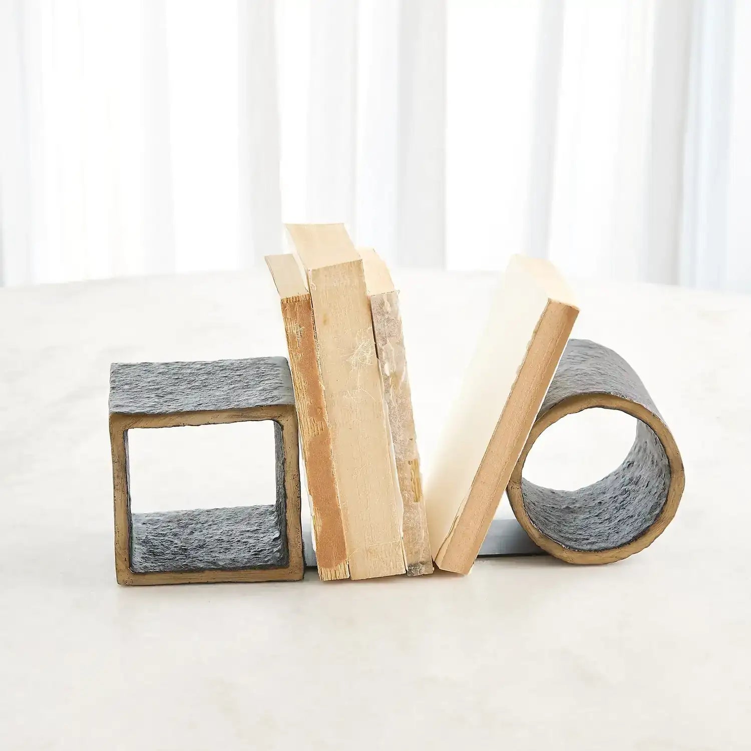 GLOBAL VIEWS GEOMETRY BOOKENDS - Decorative Accents