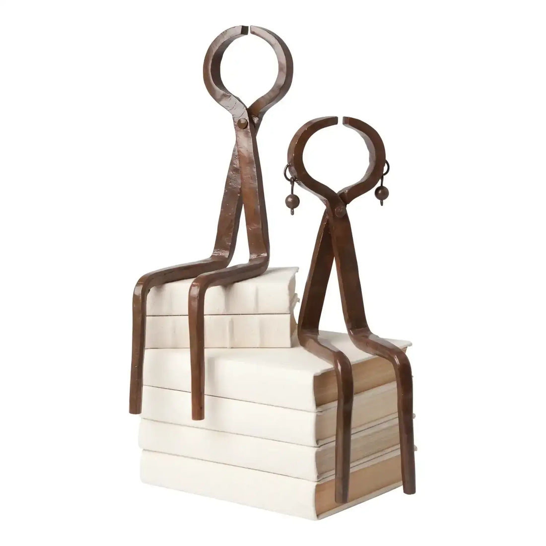 GLOBAL VIEWS IRON SITTING COUPLE - Decorative Accents