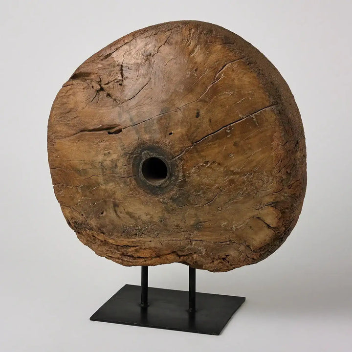 GLOBAL VIEWS ANTIQUE CART WHEEL ON STAND - Art