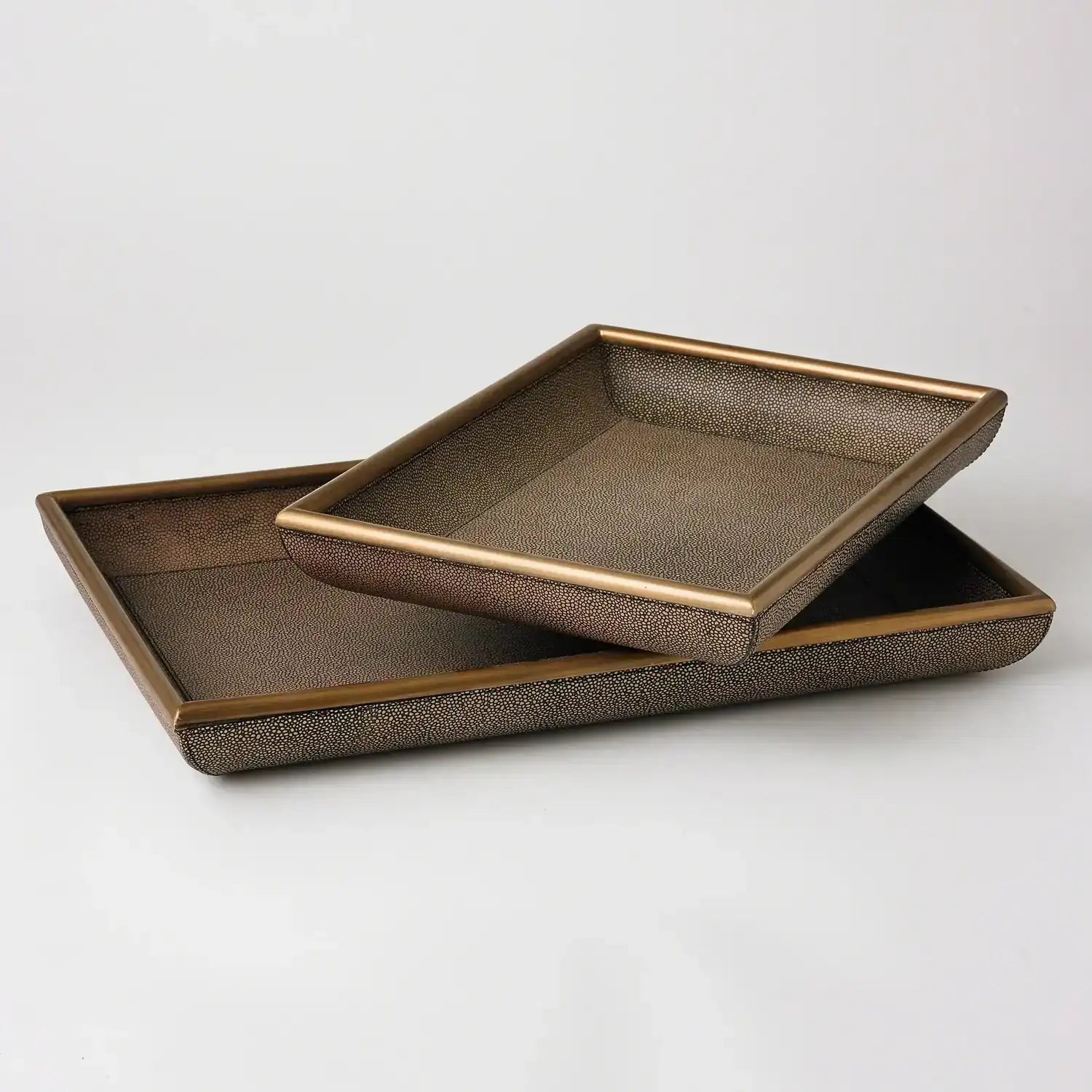 GLOBAL VIEWS CHURCHILL TRAY - Decorative Accents