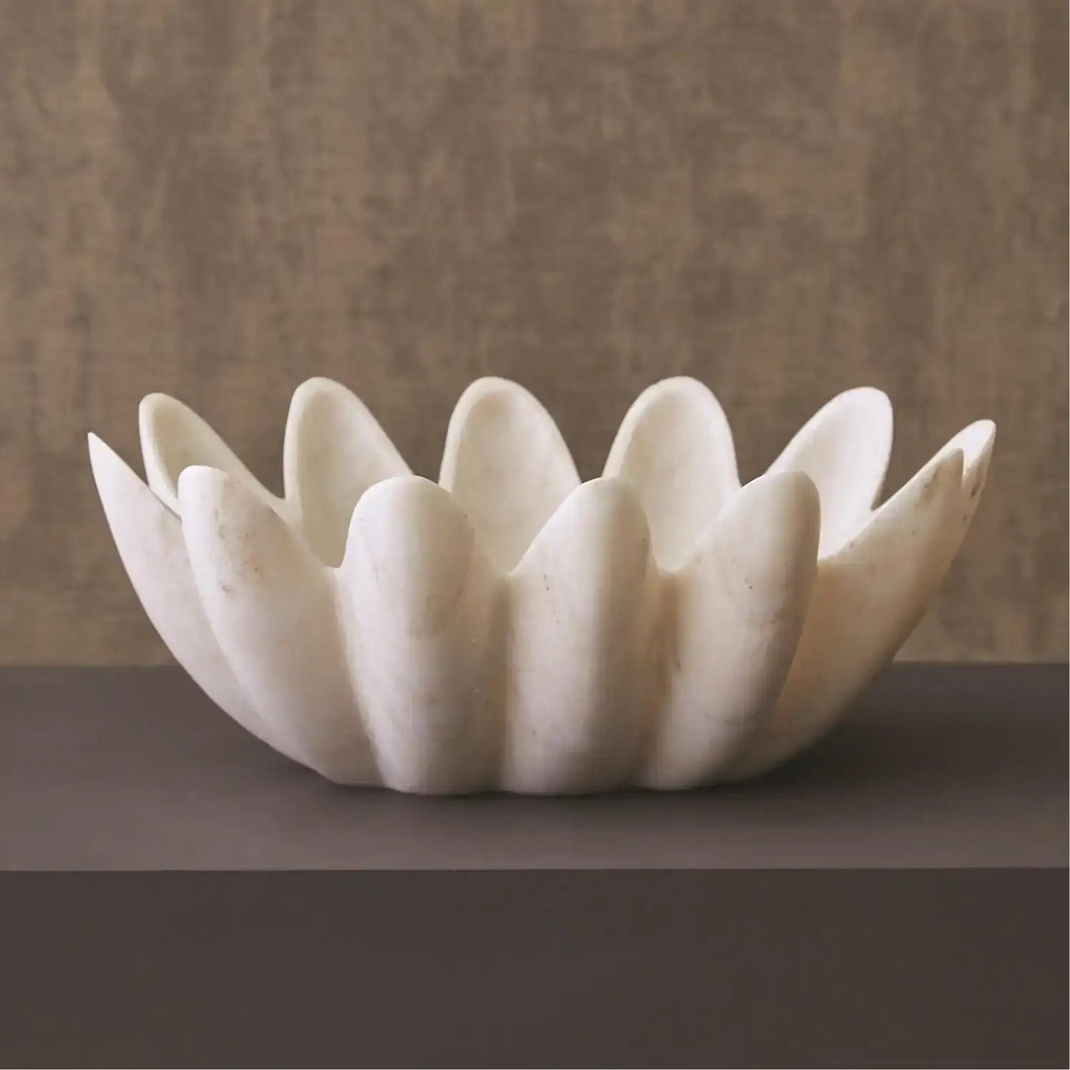 GLOBAL VIEWS GINGERLEAF BOWL - Decorative Accents