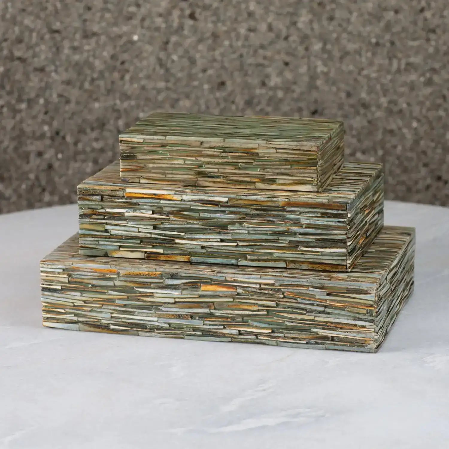 GLOBAL VIEWS CHISELED BONE BOX - Decorative Accents