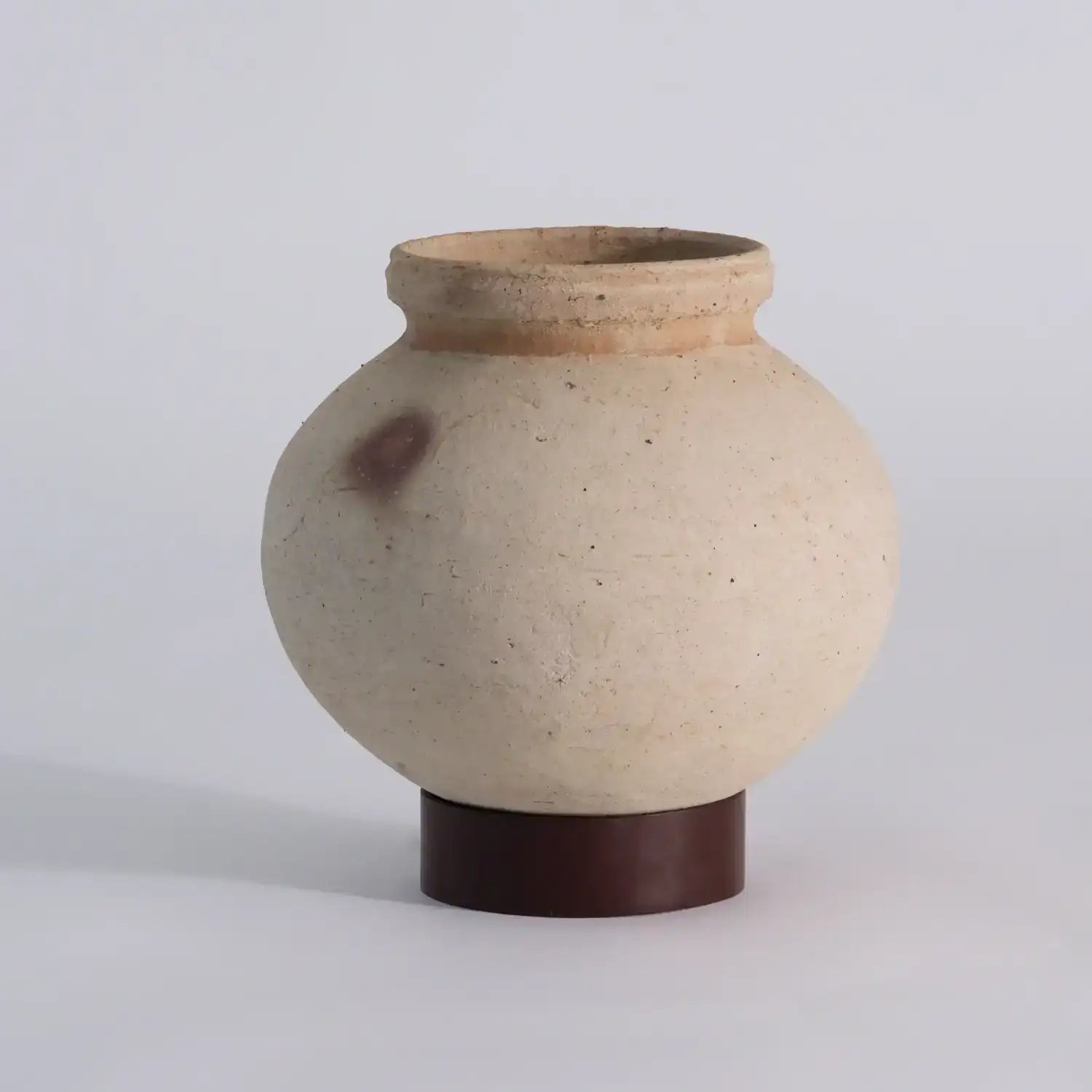 GLOBAL VIEWS DESERT WATER POT W/IRON BASE - Decorative Accents