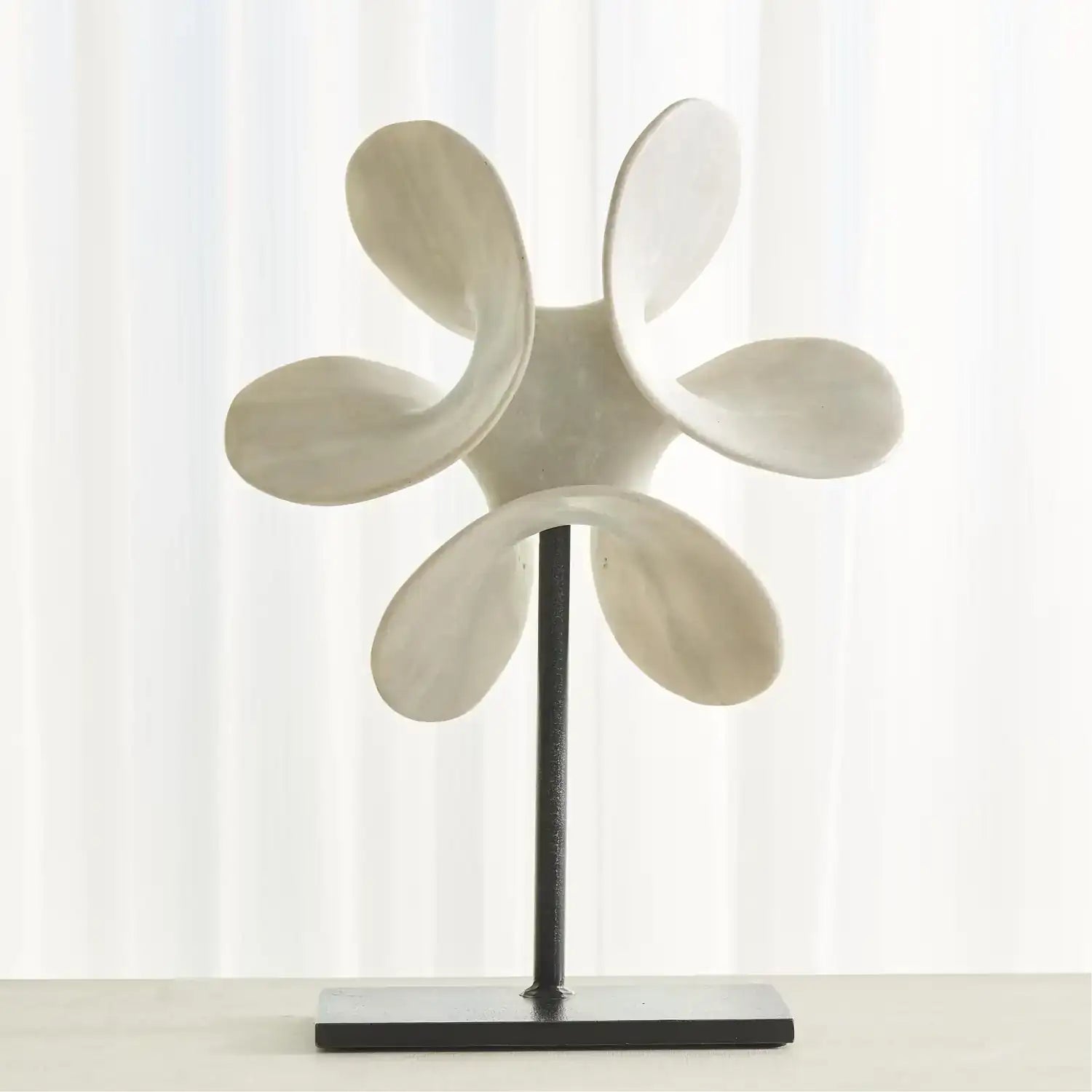 GLOBAL VIEWS PANKHUDEE SCULPTURE ON STAND - Decorative Accents