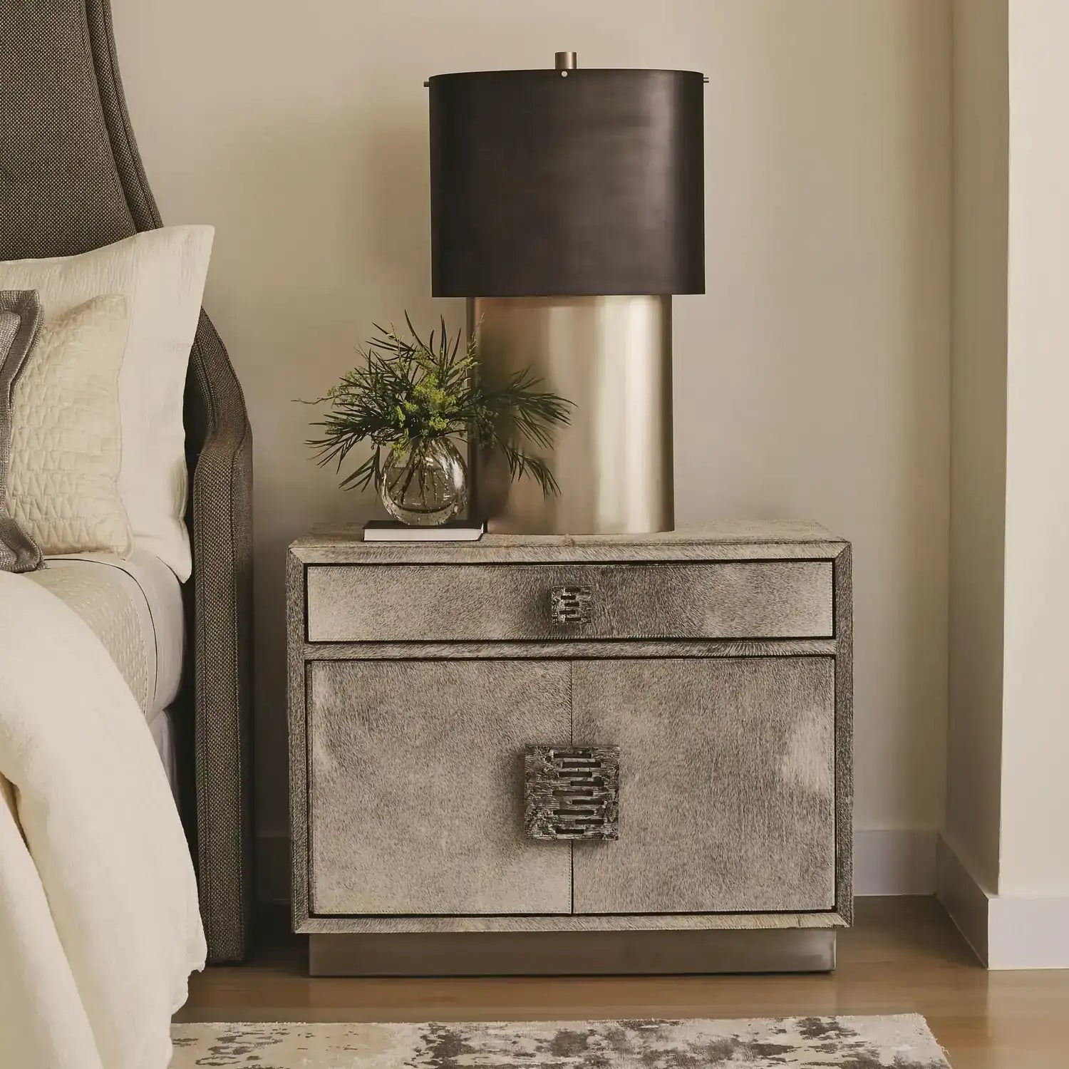 GLOBAL VIEWS METRO NIGHTSTAND - Beds