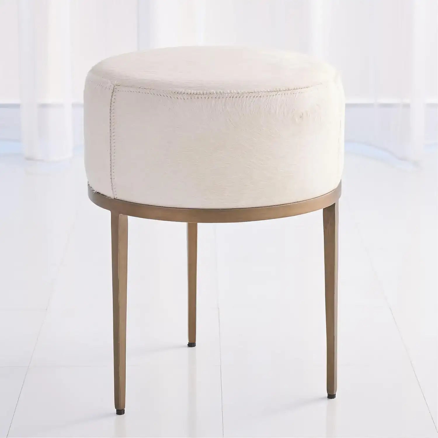 GLOBAL VIEWS URBAN STOOL W/IVORY HAIR - Bar Stools