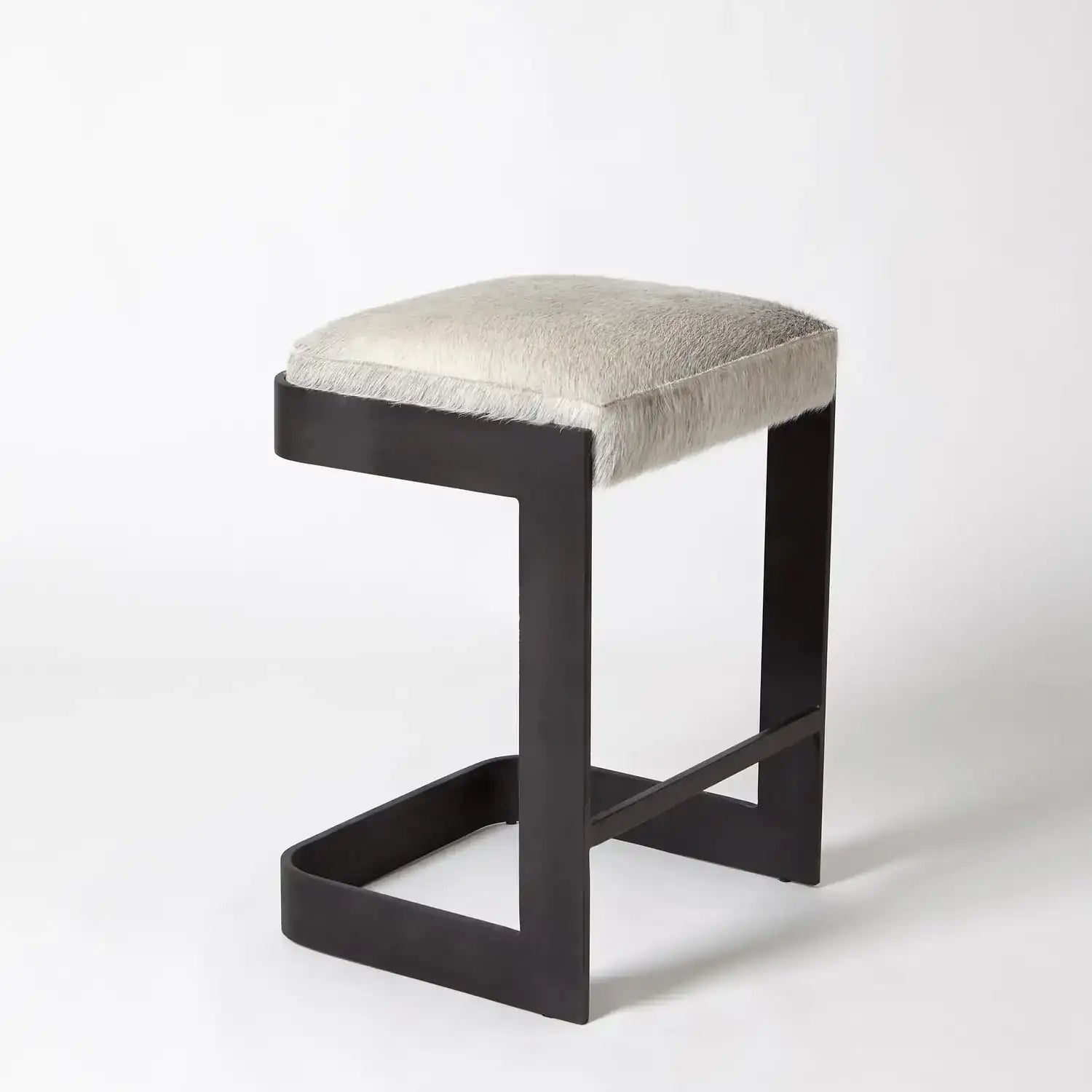 GLOBAL VIEWS REGAN LOW BAR STOOL W/GREY HAIR - Bar Stools