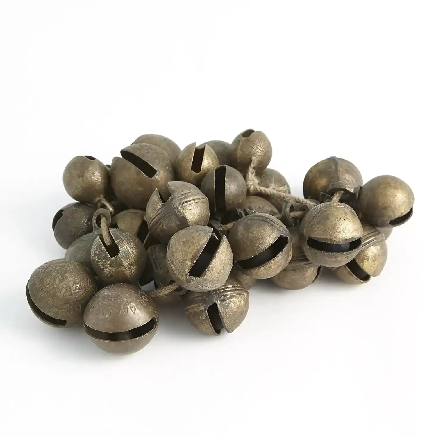 GLOBAL VIEWS BRASS BELL CLUSTER - Decorative Accents