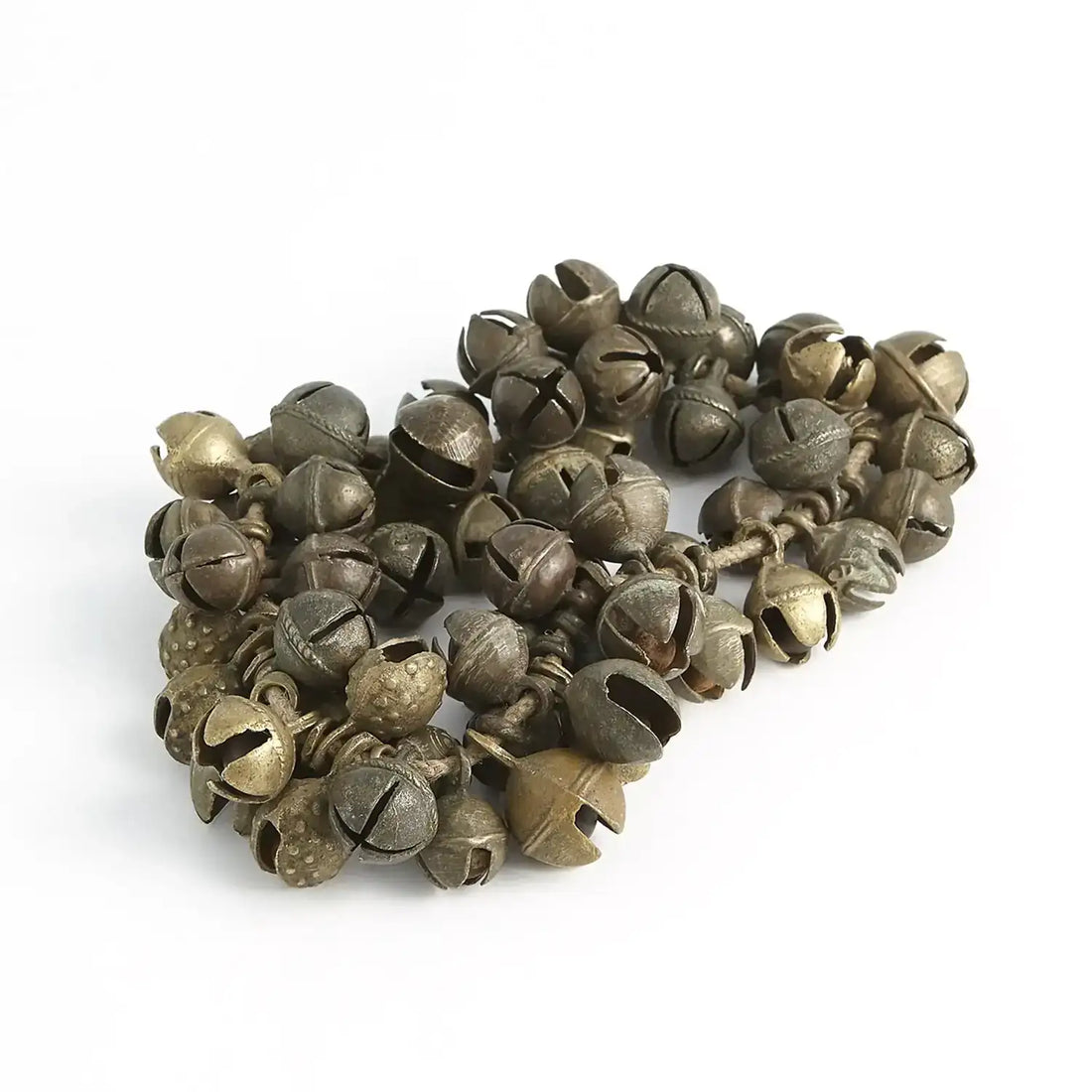 GLOBAL VIEWS BRASS BELL CLUSTER - Decorative Accents