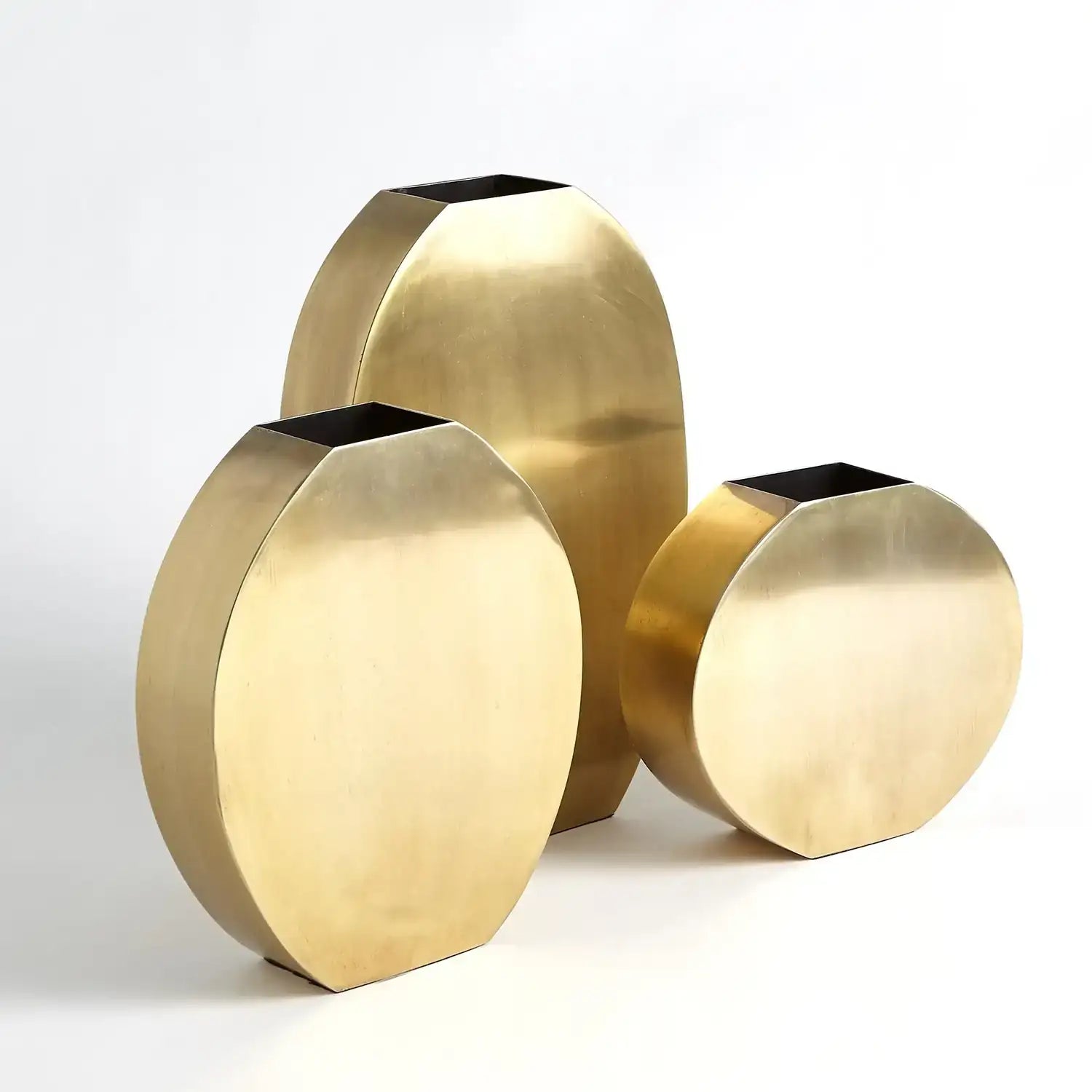 GLOBAL VIEWS SQUARED OVAL VASE - Decorative Accents