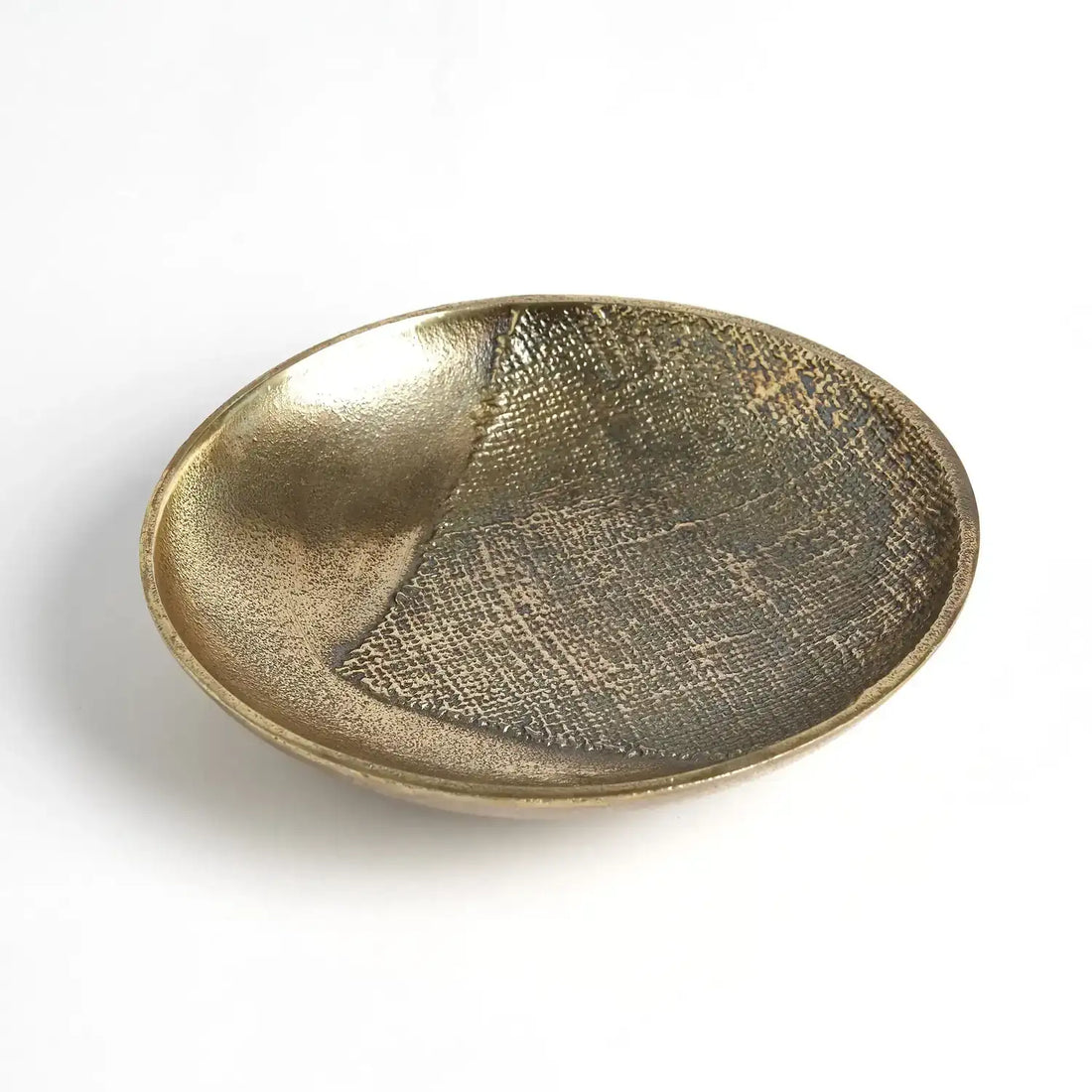 GLOBAL VIEWS LINEN ROUND TRAY - Decorative Accents
