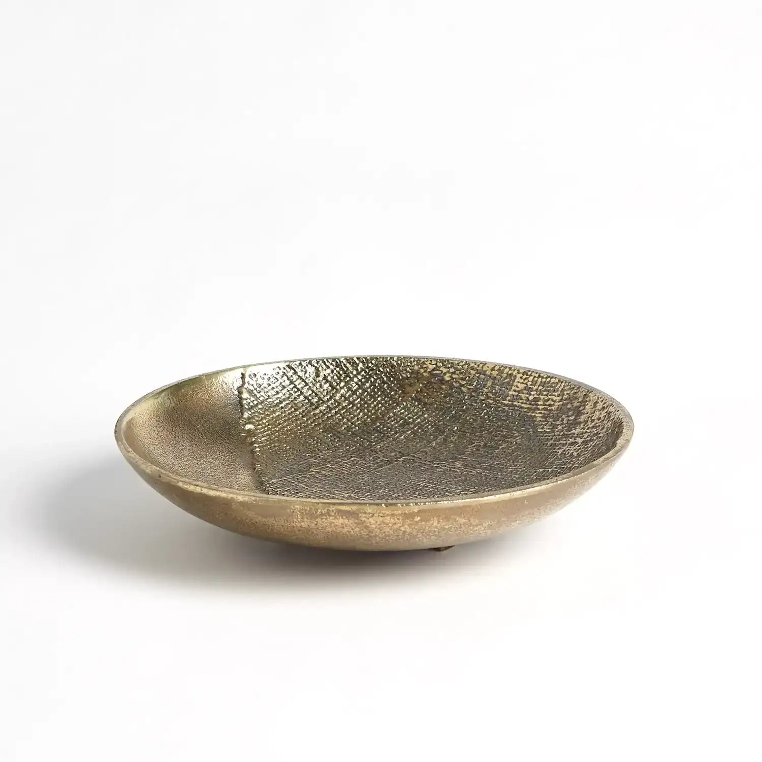 GLOBAL VIEWS LINEN ROUND TRAY - Decorative Accents