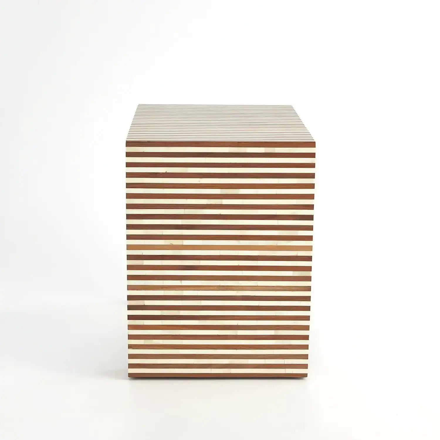 GLOBAL VIEWS SIENNA NESTING END TABLE - Side