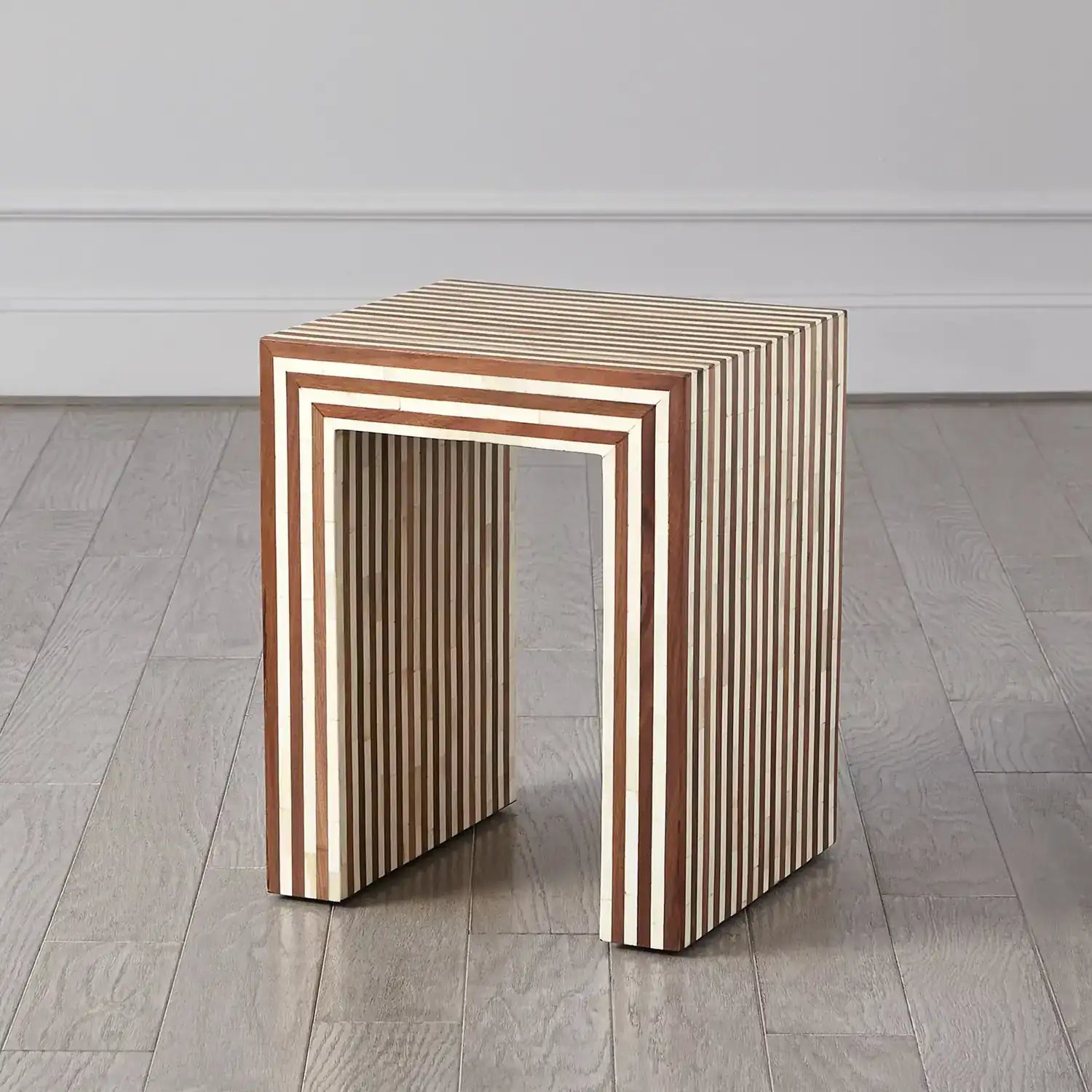 GLOBAL VIEWS SIENNA NESTING END TABLE - Side