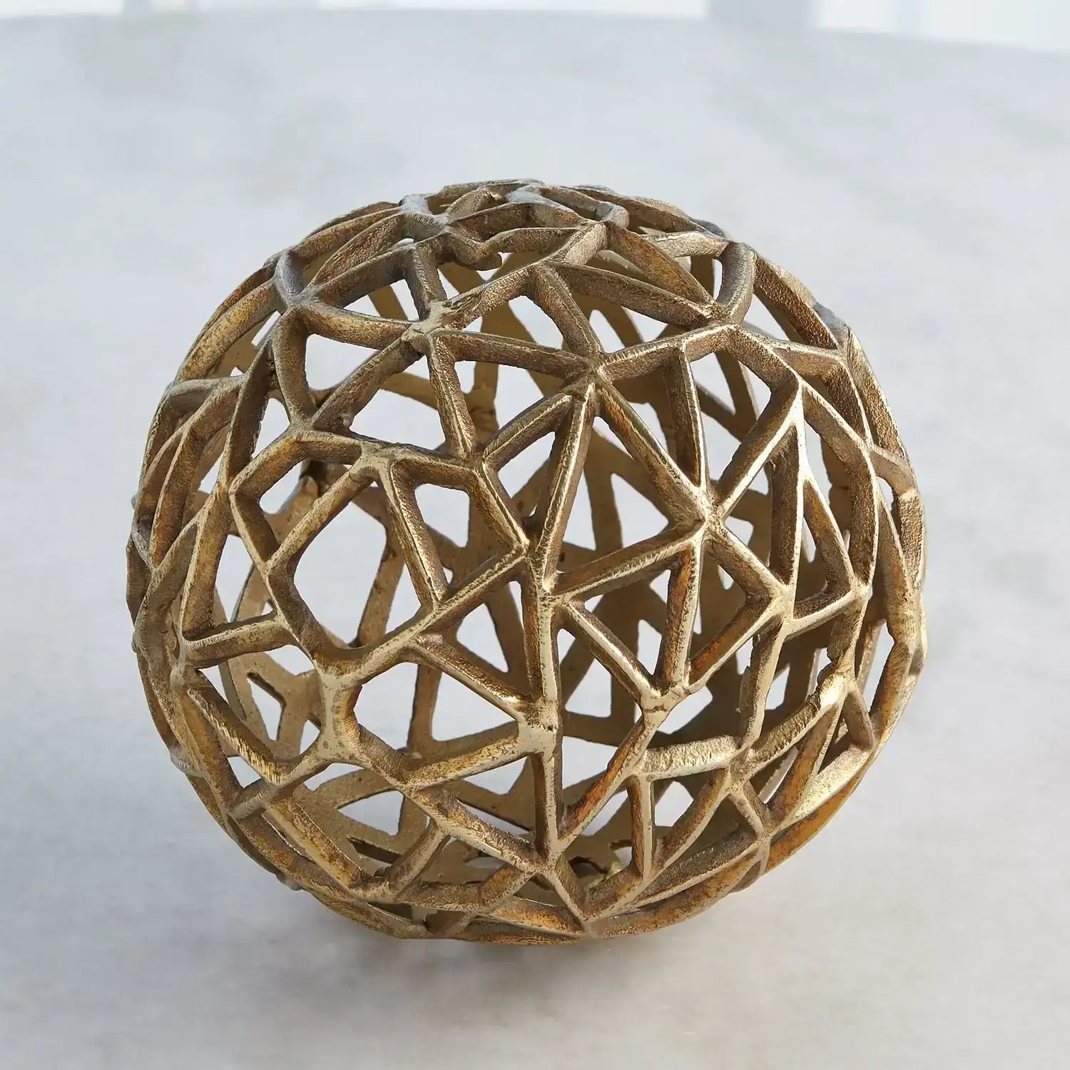 GLOBAL VIEWS JALI BALL - Decorative Accents