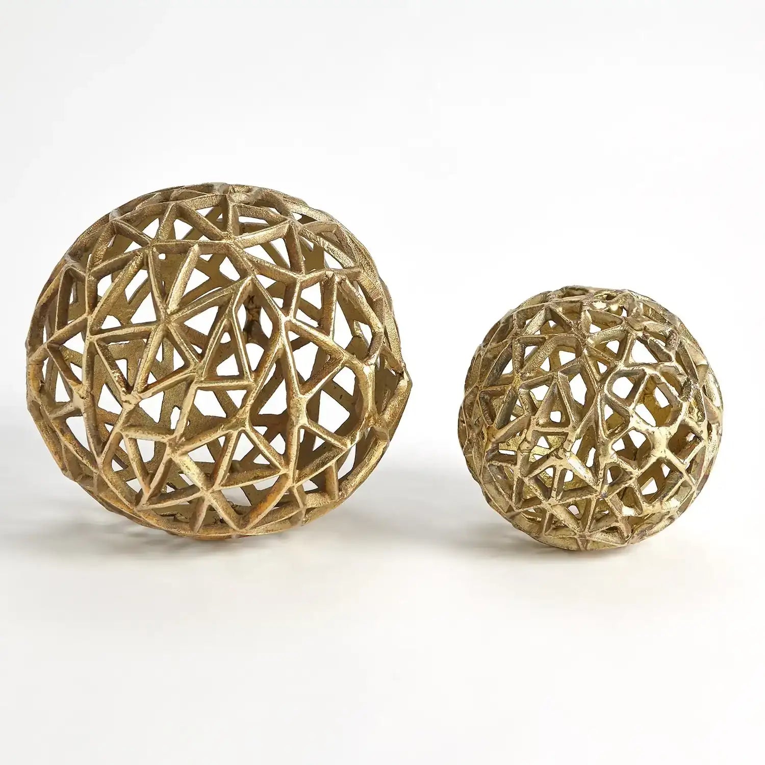 GLOBAL VIEWS JALI BALL - Decorative Accents