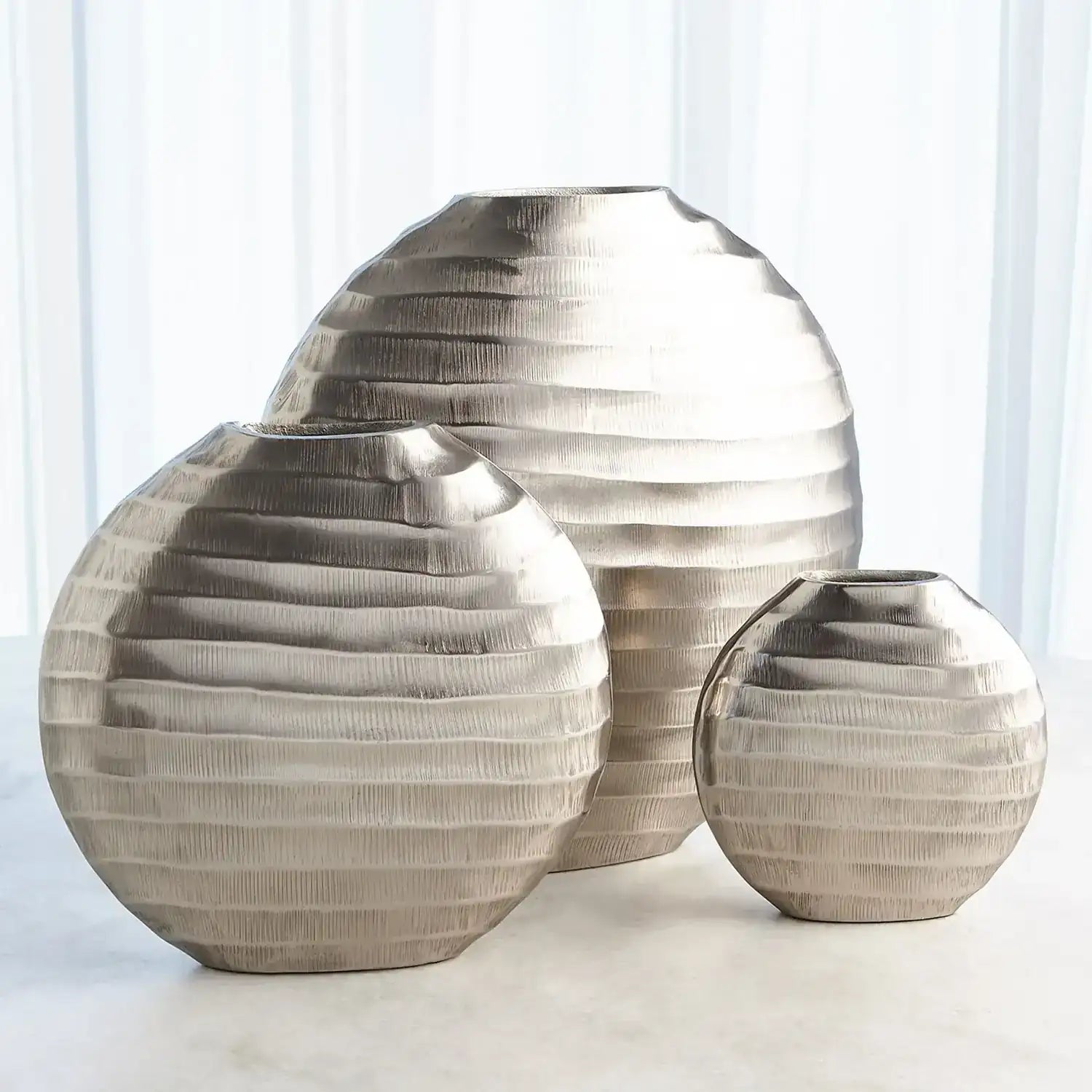 GLOBAL VIEWS CHASED OVAL VASE - Decorative Accents