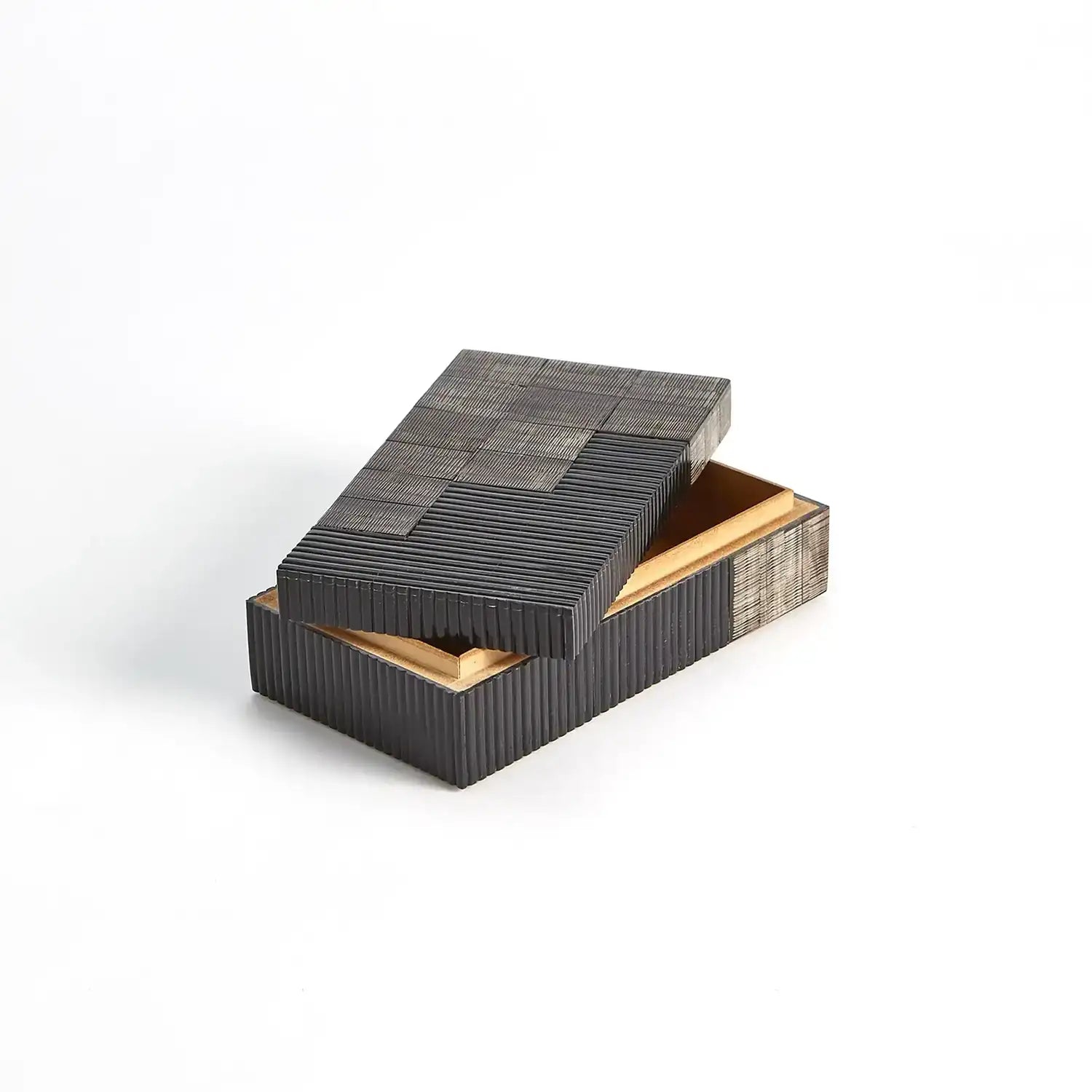 GLOBAL VIEWS GILLES RIBBED HORN/RESIN BOX - Decorative Accents